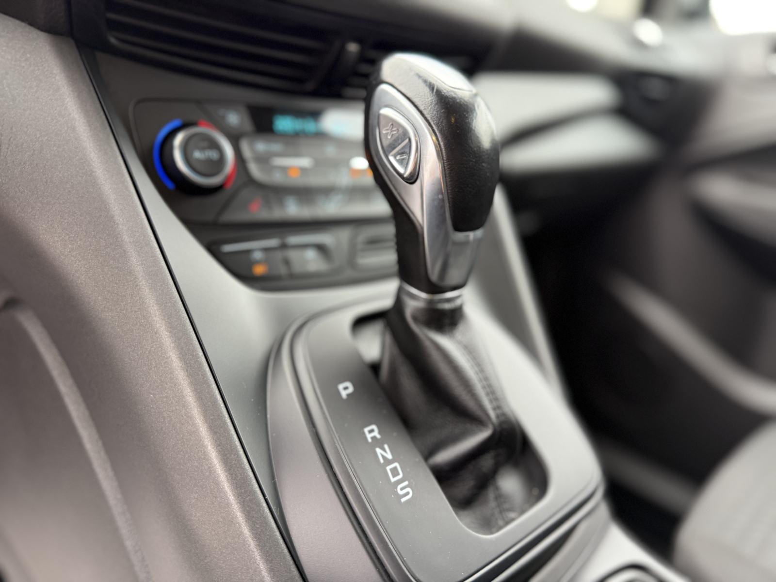 *Ford C-Max 1,5 TDCi*AUTOMATIK*EURO 6*2017 GODINA*NAVIGACIJA*REG 7/27*, fotografija 20