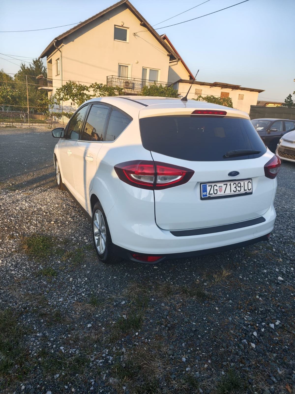 FORD C-MAX 1,5 TDCi 88KW TITANIUM REGITRIRAN GOD. DANA TOP STANJE 7990, fotografija 10