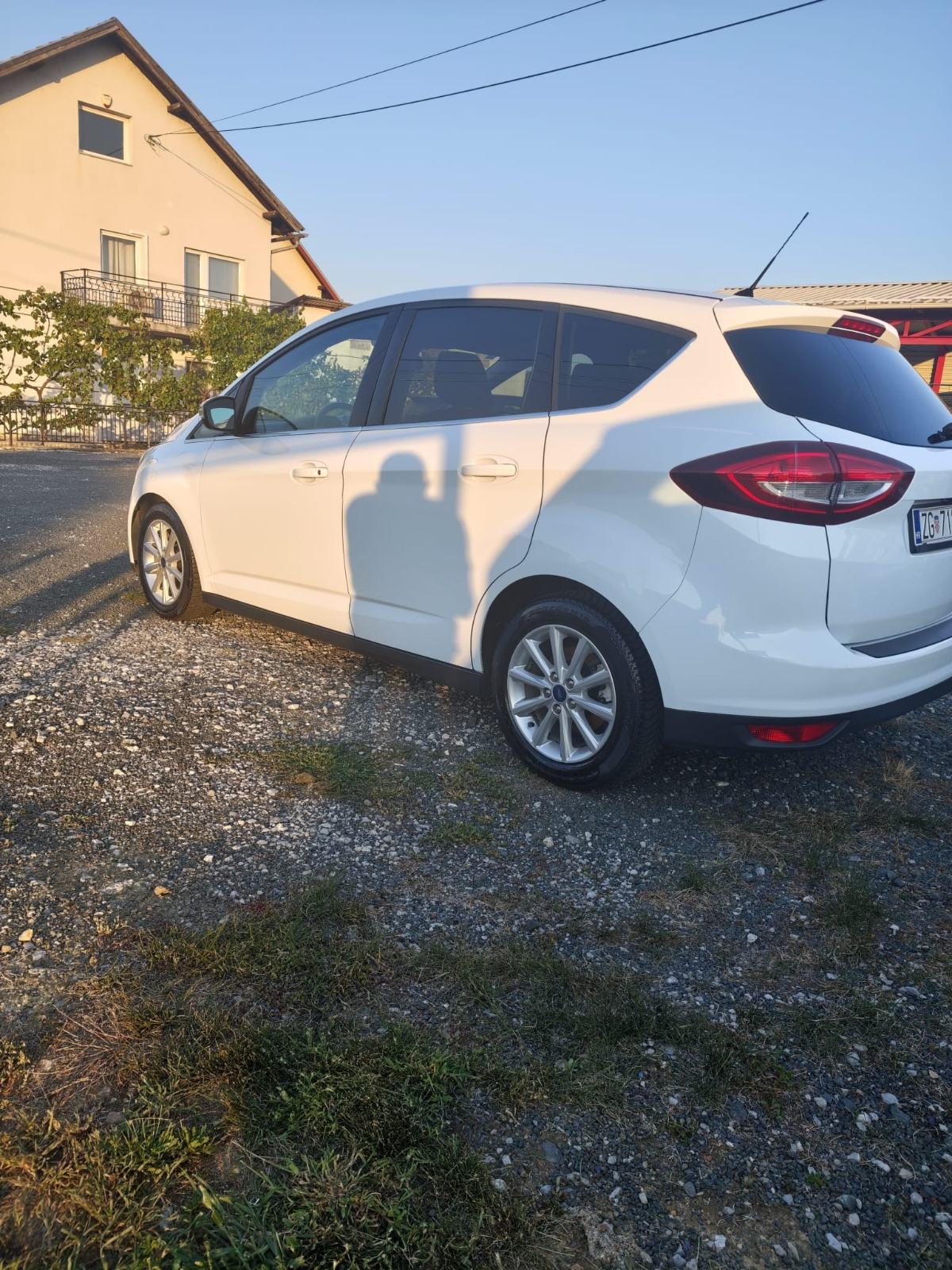FORD C-MAX 1,5 TDCi 88KW TITANIUM REGITRIRAN GOD. DANA TOP STANJE 7990, fotografija 9