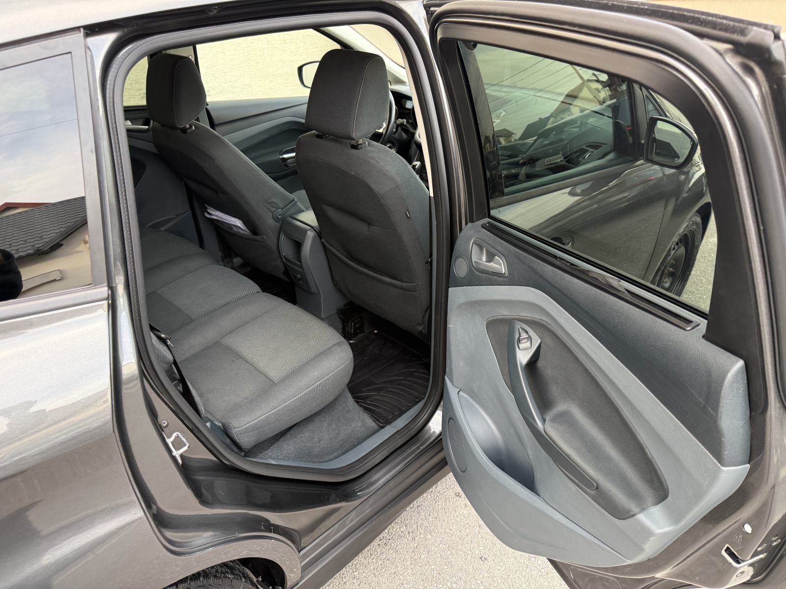 Ford C-Max 1.6 TDCI,2015.god.reg.6/26.god.NAVI,PDC,alu 16”SERVISNA!!, fotografija 10
