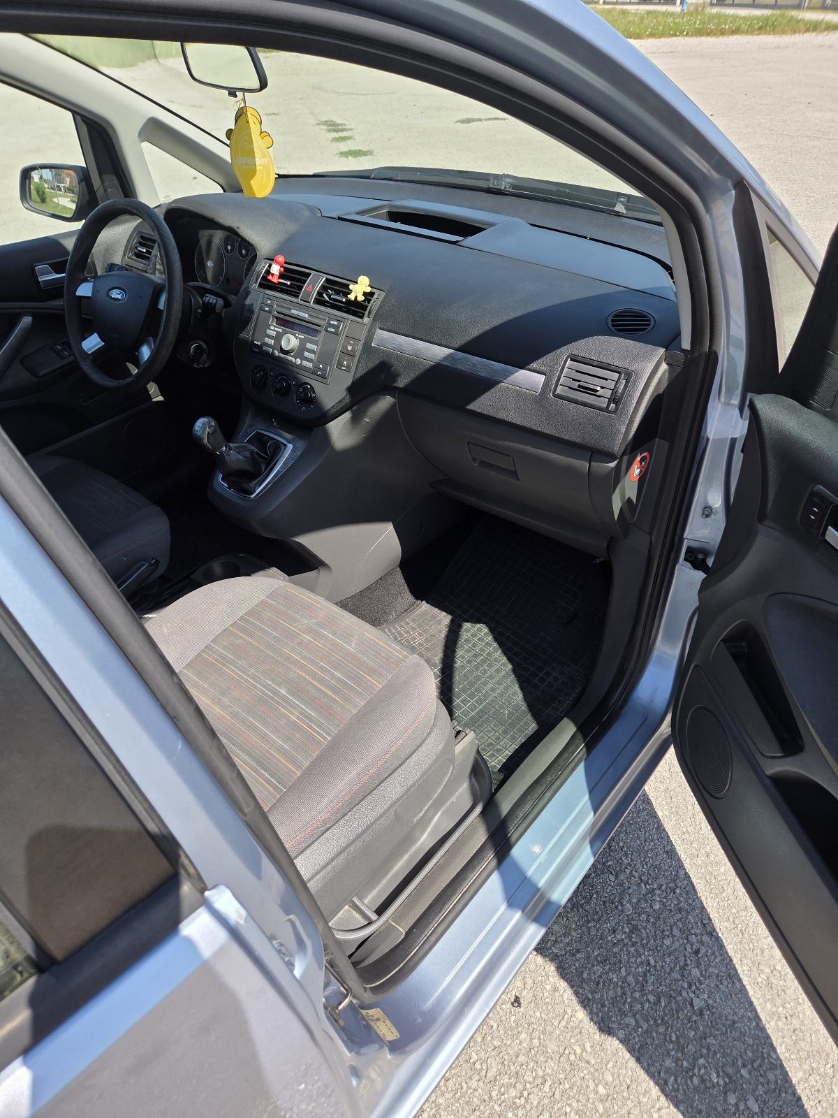 Ford C-Max 1.6 tdci **Kred.kartice do 36 rata**REG.GOD.DANA **, fotografija 10
