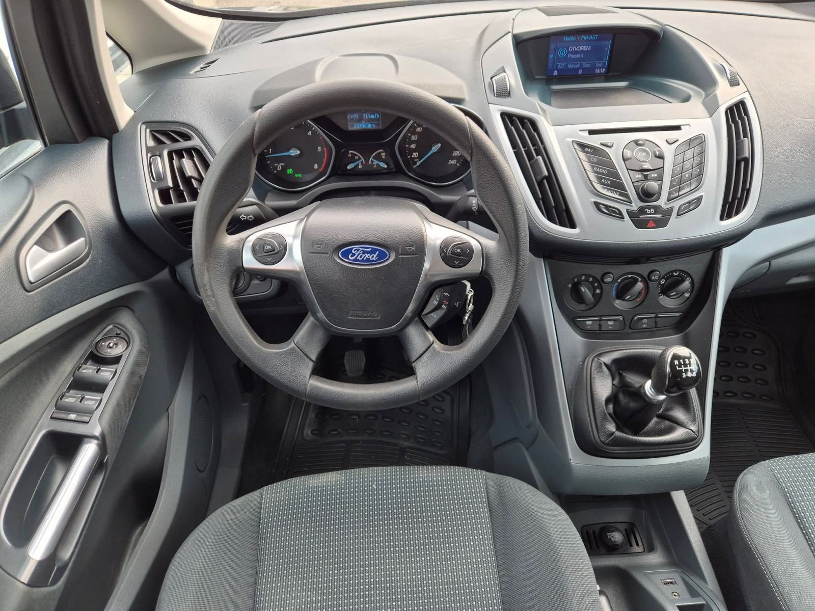 Ford C-Max 1.6 Tdci,odličan,reg.2/2027,servisiran, fotografija 13