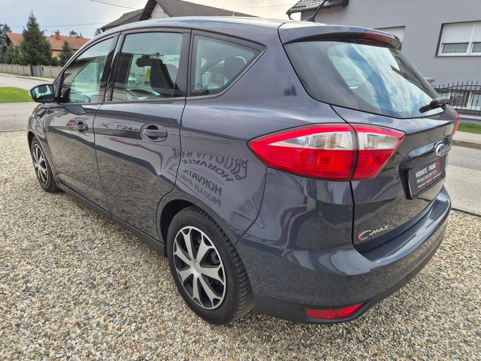 Ford C-Max 1.6 Tdci,odličan,reg.2/2027,servisiran, fotografija 7