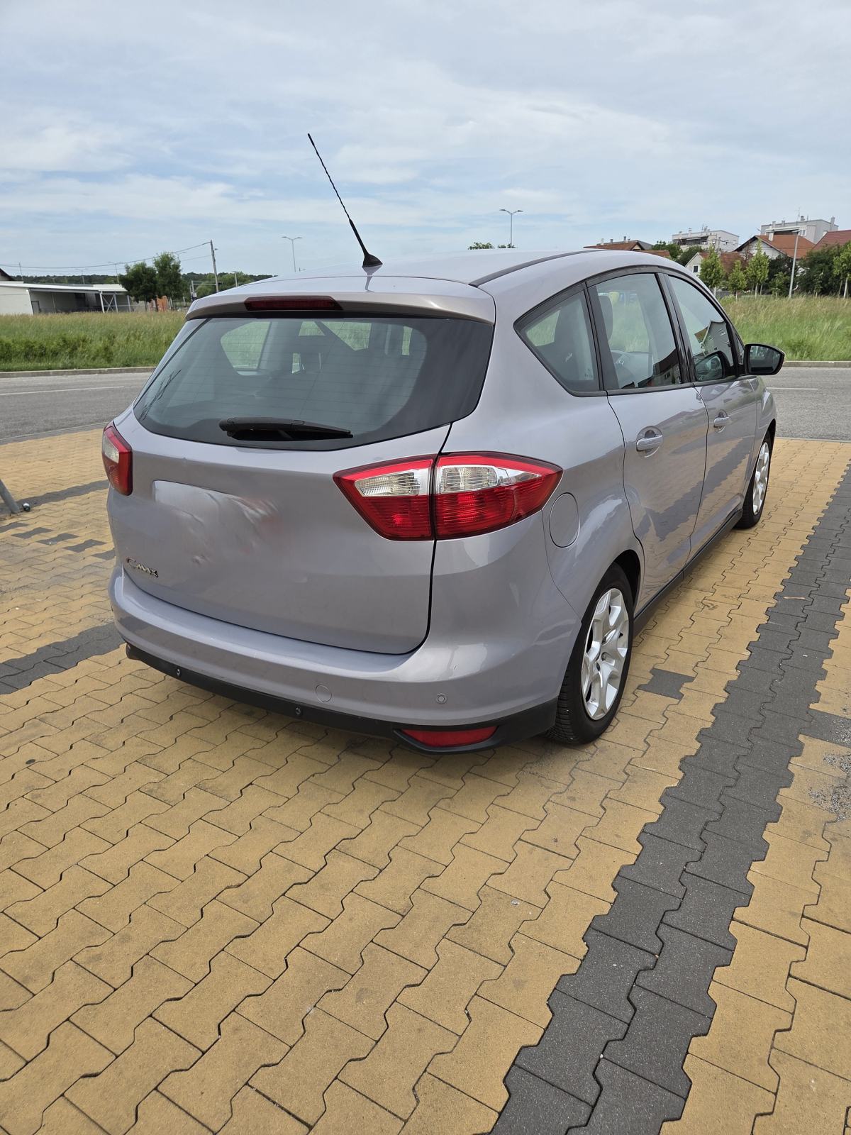 Ford C-Max 1,6 tdci, fotografija 13