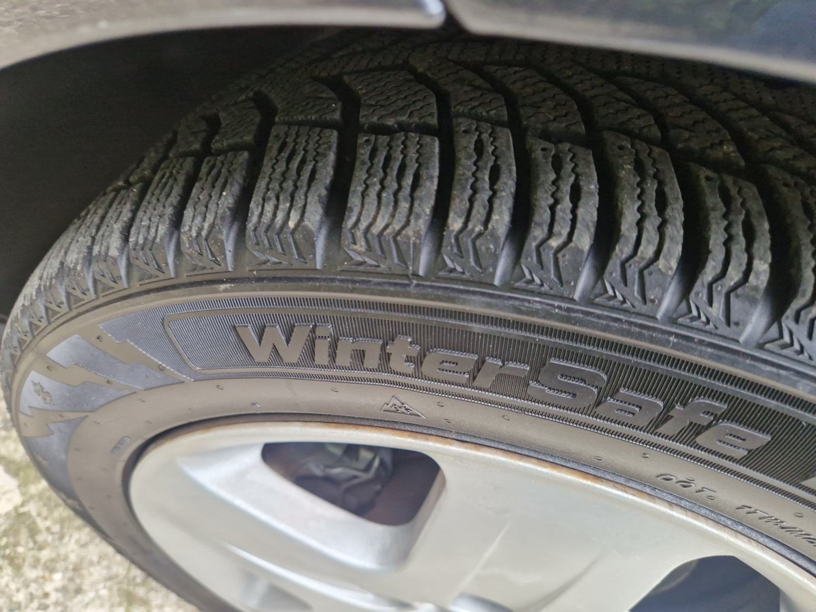 Ford C-Max 1.6 tdci vožen i servisiran u CH kartice do 36 mj REG 1/27, fotografija 9