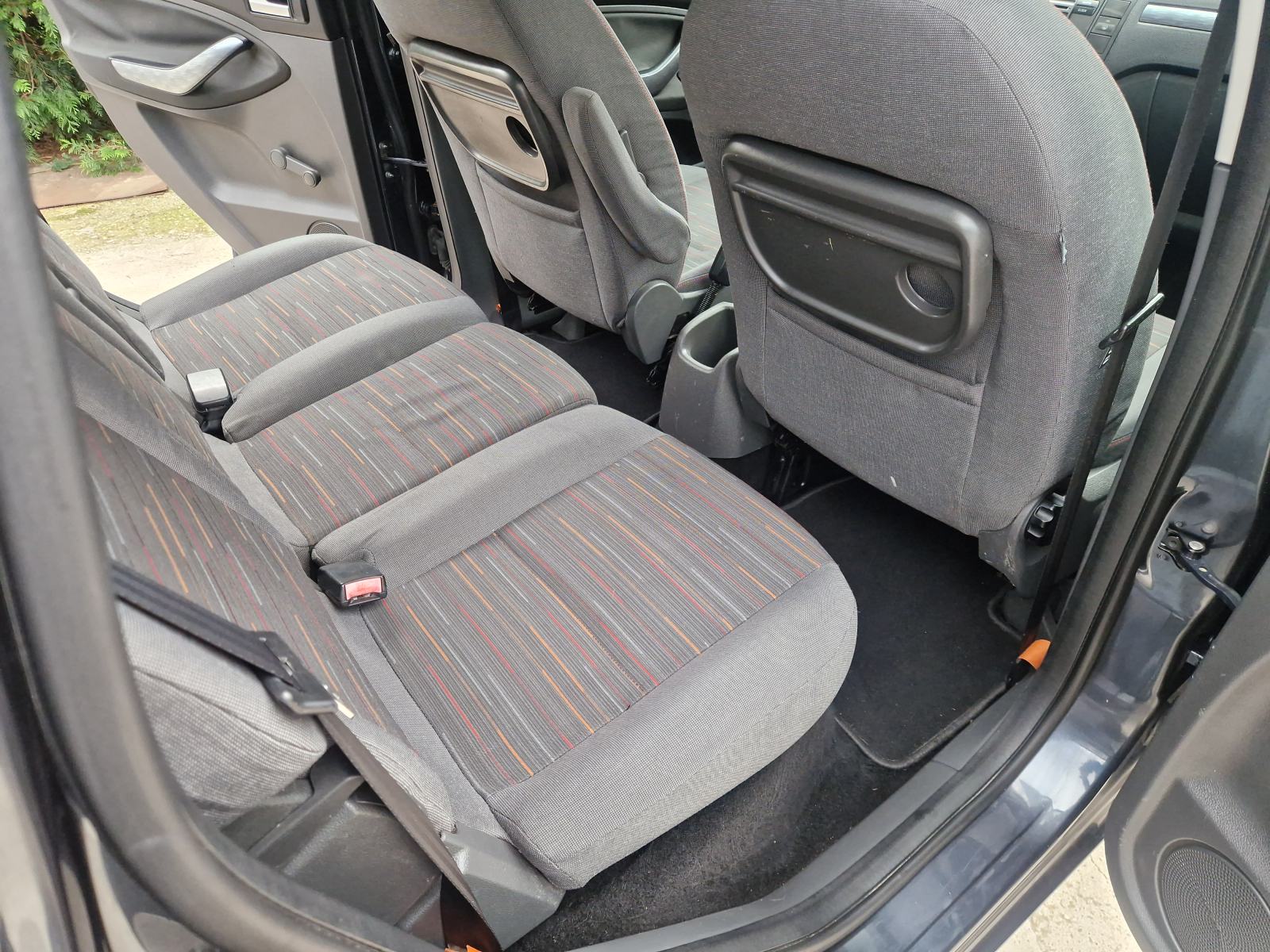 Ford C-Max 1.6 tdci vožen i servisiran u CH kartice do 36 mj REG 1/27, fotografija 16