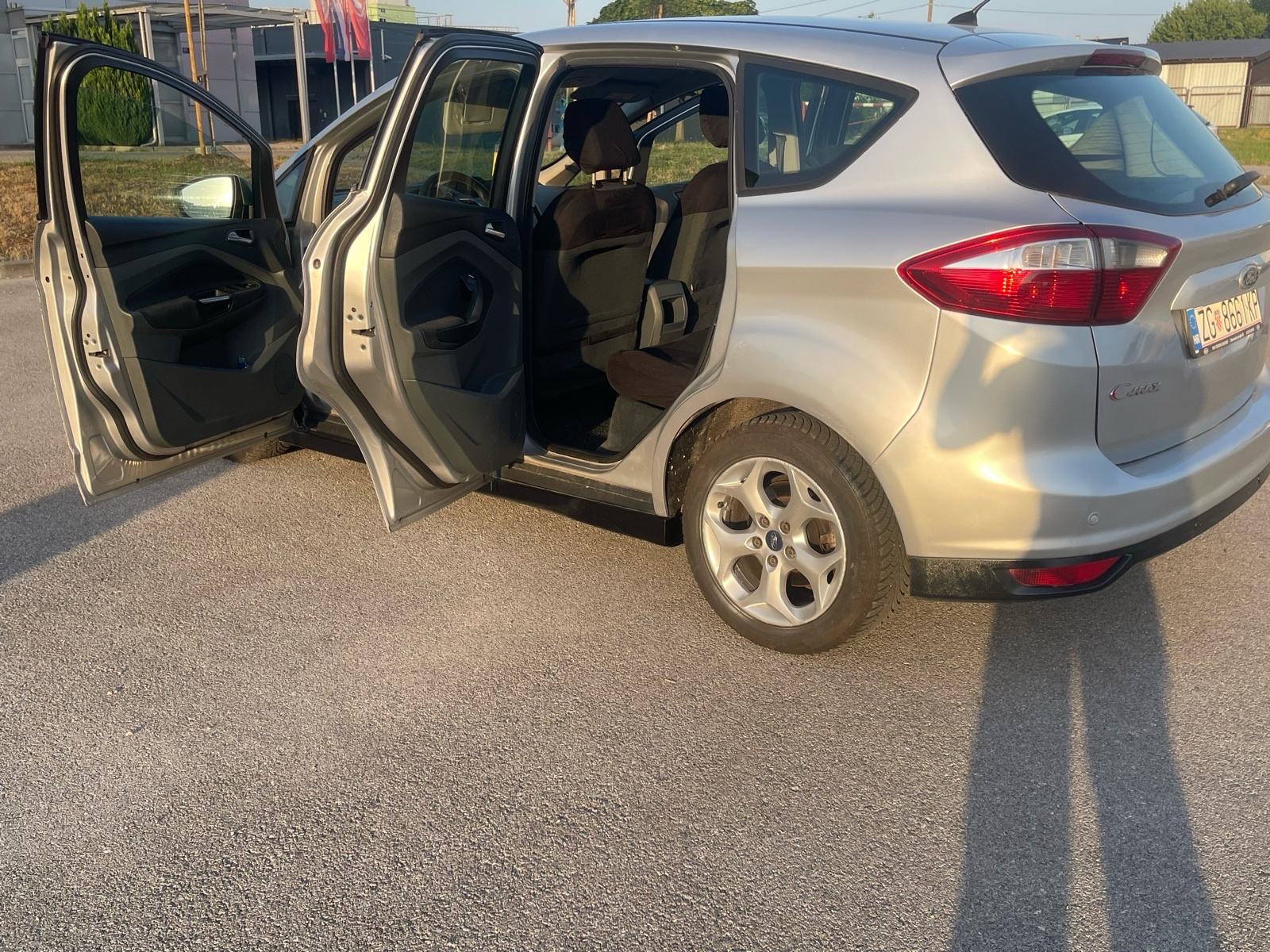 Ford C-Max 1.6tdci reg 7/2027, fotografija 6