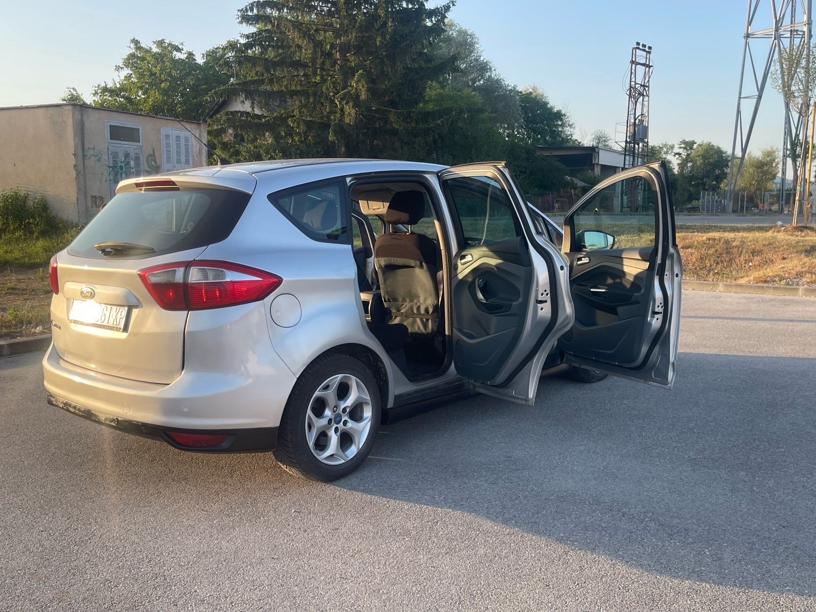 Ford C-Max 1.6tdci reg 7/2027, fotografija 12