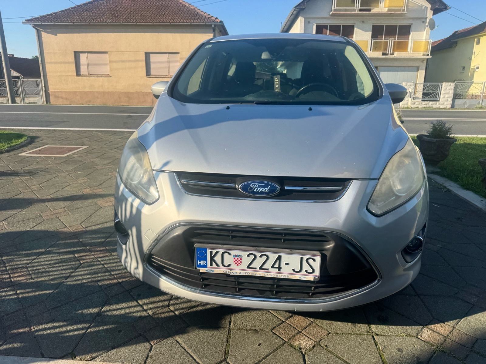 Ford C-Max 1000i KUPLJE NOV HR ISPIS KM PRVI VLASNIK, fotografija 7