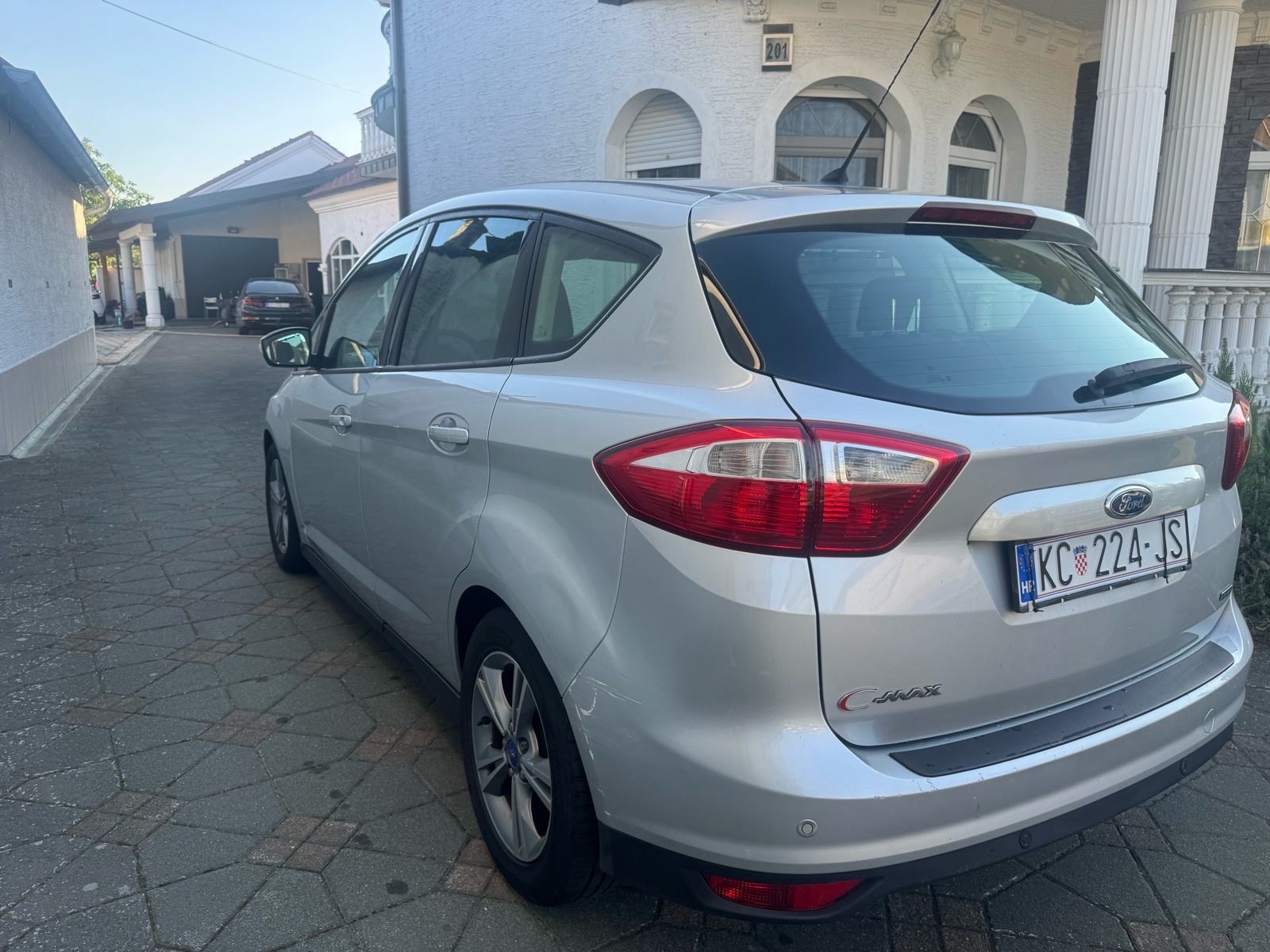 Ford C-Max 1000i KUPLJE NOV HR ISPIS KM PRVI VLASNIK, fotografija 8