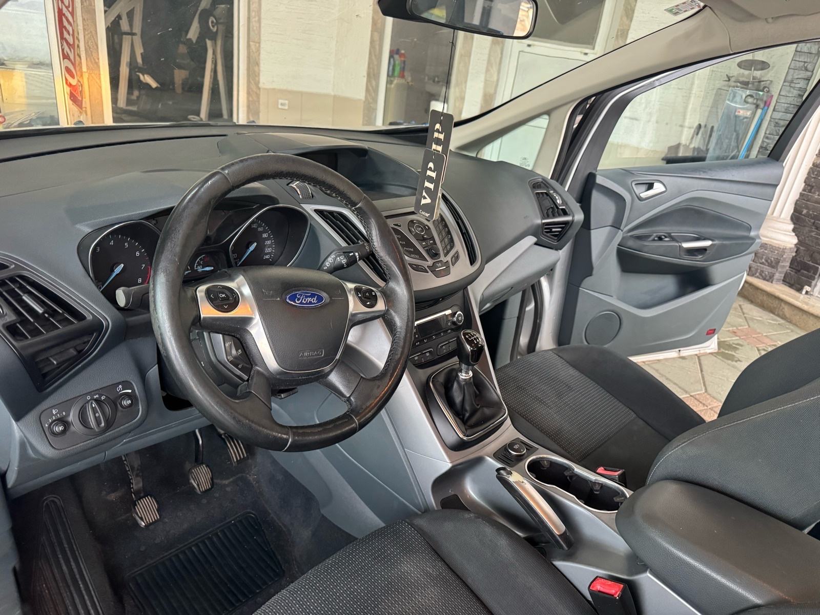 Ford C-Max 1000i KUPLJE NOV HR ISPIS KM PRVI VLASNIK, fotografija 14