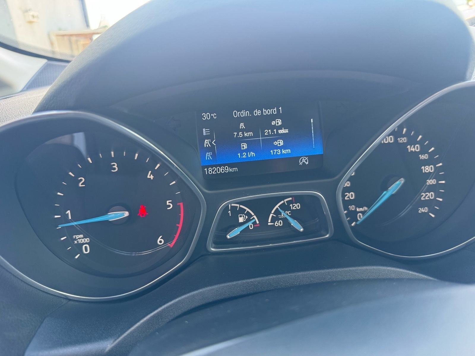 Ford C-Max 2,0 TDCi titanium 110 kw / veliki servis upravo!!, fotografija 14