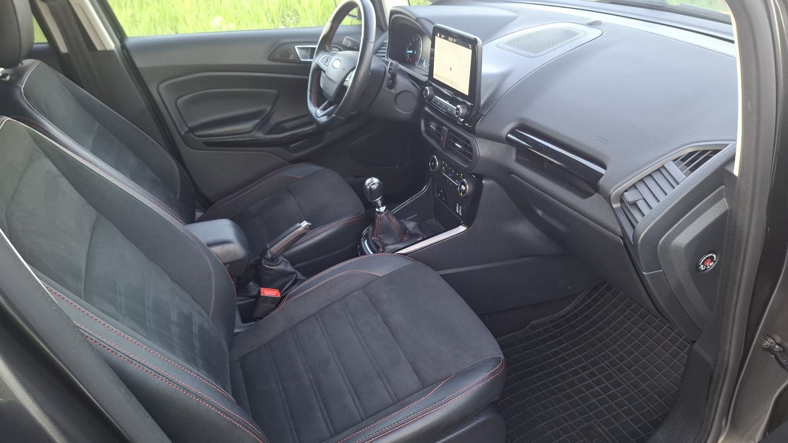 Ford Ecosport 1,0 GTDi ST - LINE NAVI, KAMERA, PANORAMA, ALU, fotografija 11