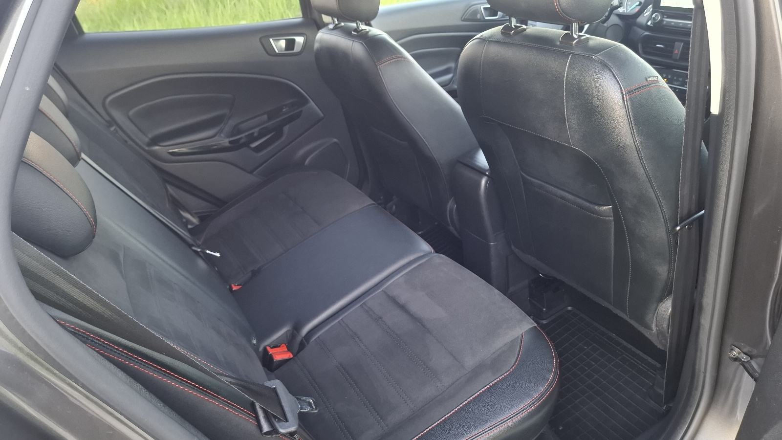 Ford Ecosport 1,0 GTDi ST - LINE NAVI, KAMERA, PANORAMA, ALU, fotografija 18