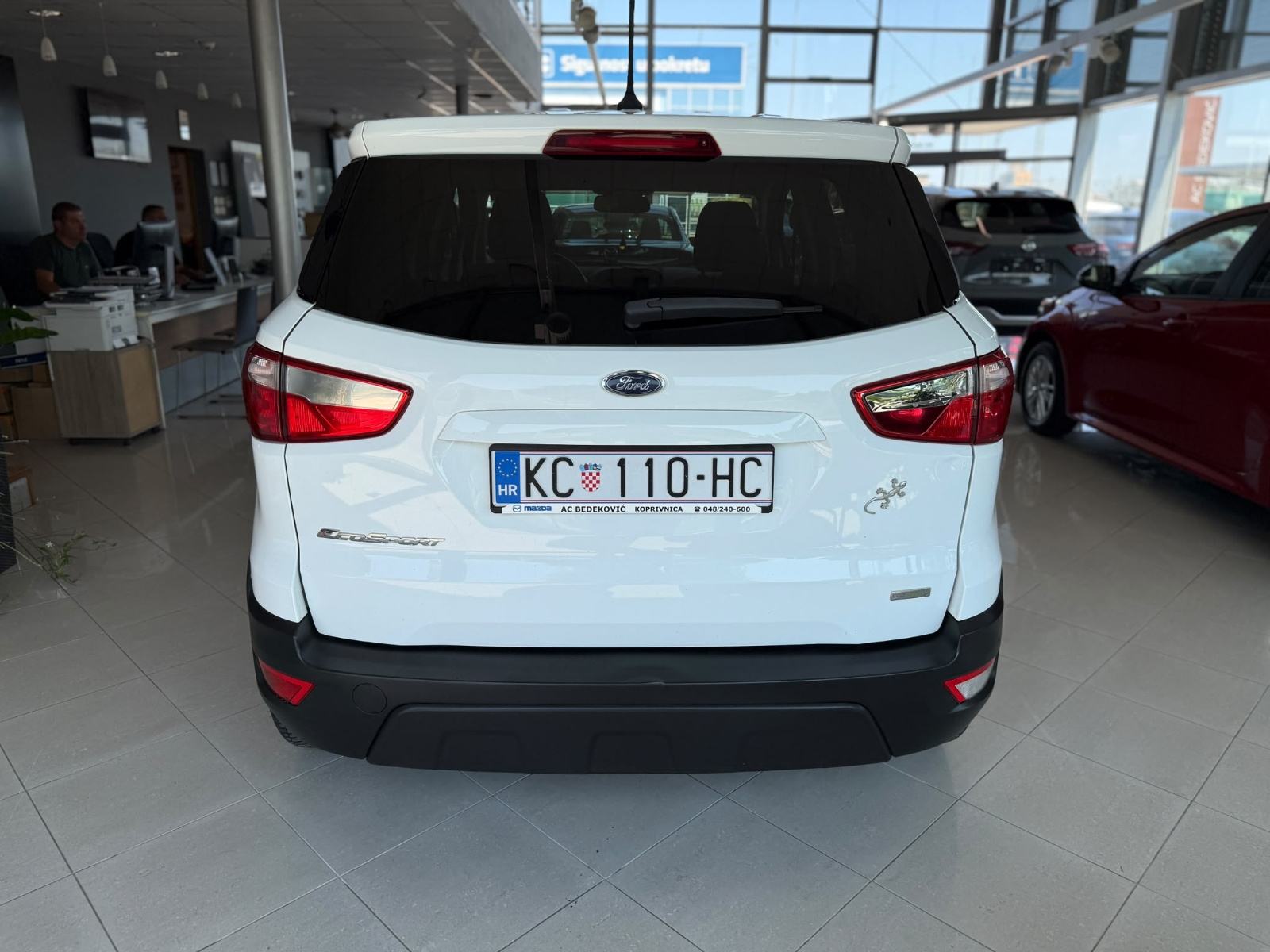 Ford Ecosport 1,0 NIJE UVOZ HR AUTO SERVISNA REG.01/2027, fotografija 6