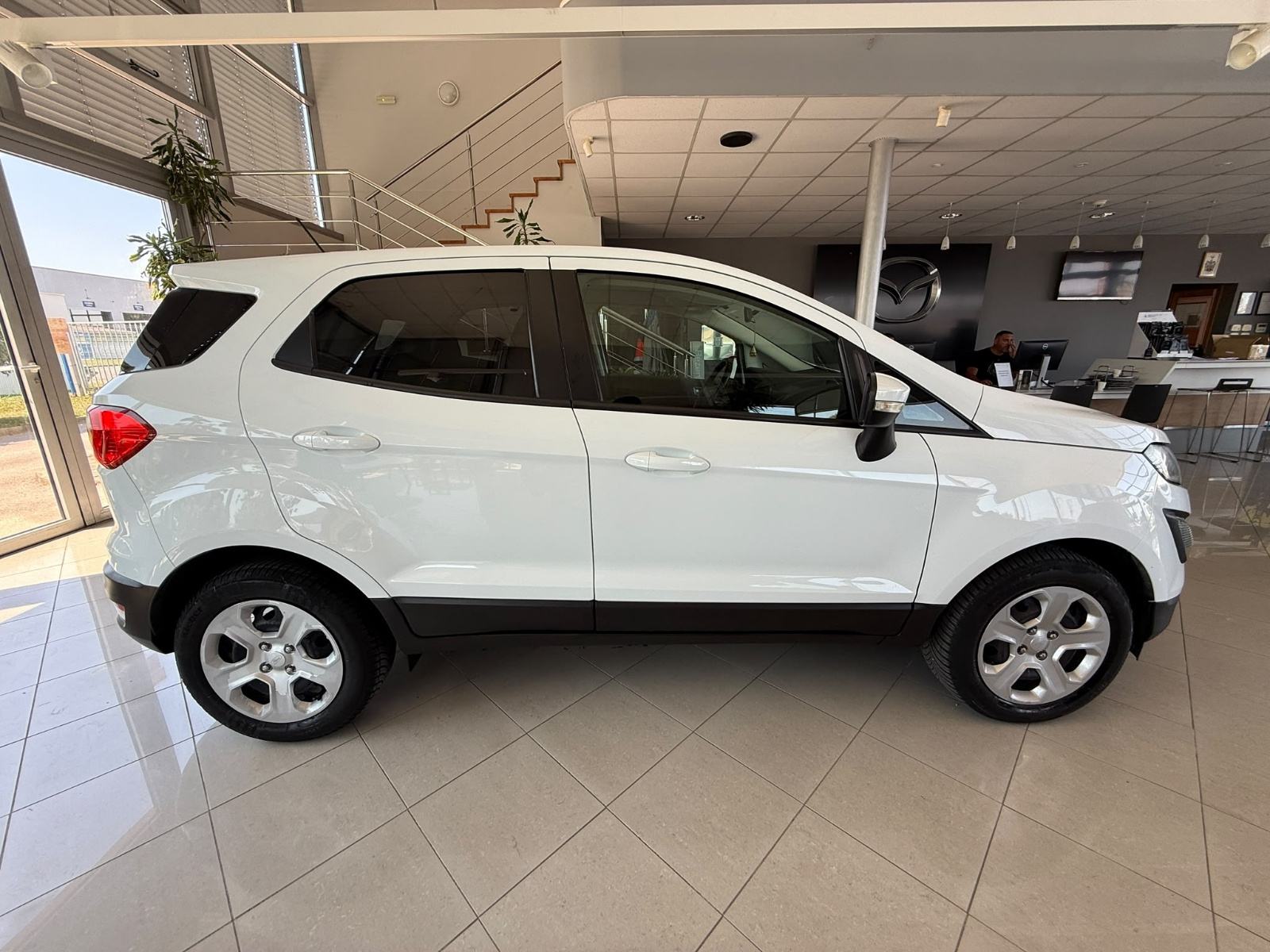 Ford Ecosport 1,0 NIJE UVOZ HR AUTO SERVISNA REG.01/2027, fotografija 8