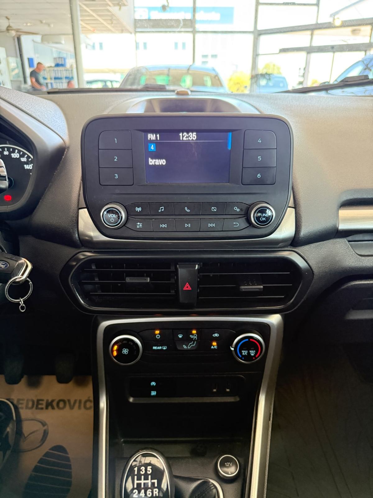 Ford Ecosport 1,0 NIJE UVOZ HR AUTO SERVISNA REG.01/2027, fotografija 11
