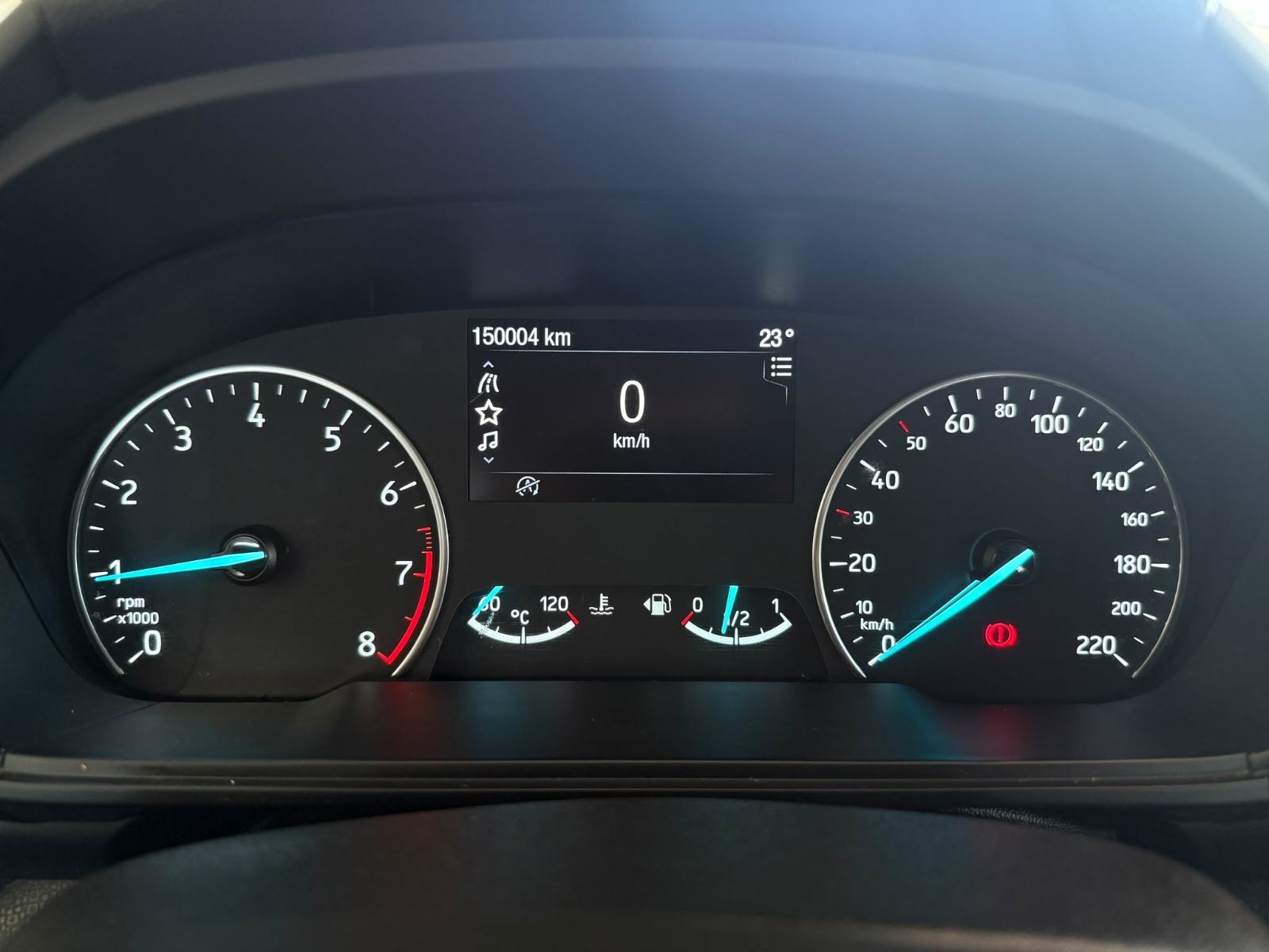 Ford Ecosport 1,0 NIJE UVOZ HR AUTO SERVISNA REG.01/2027, fotografija 14