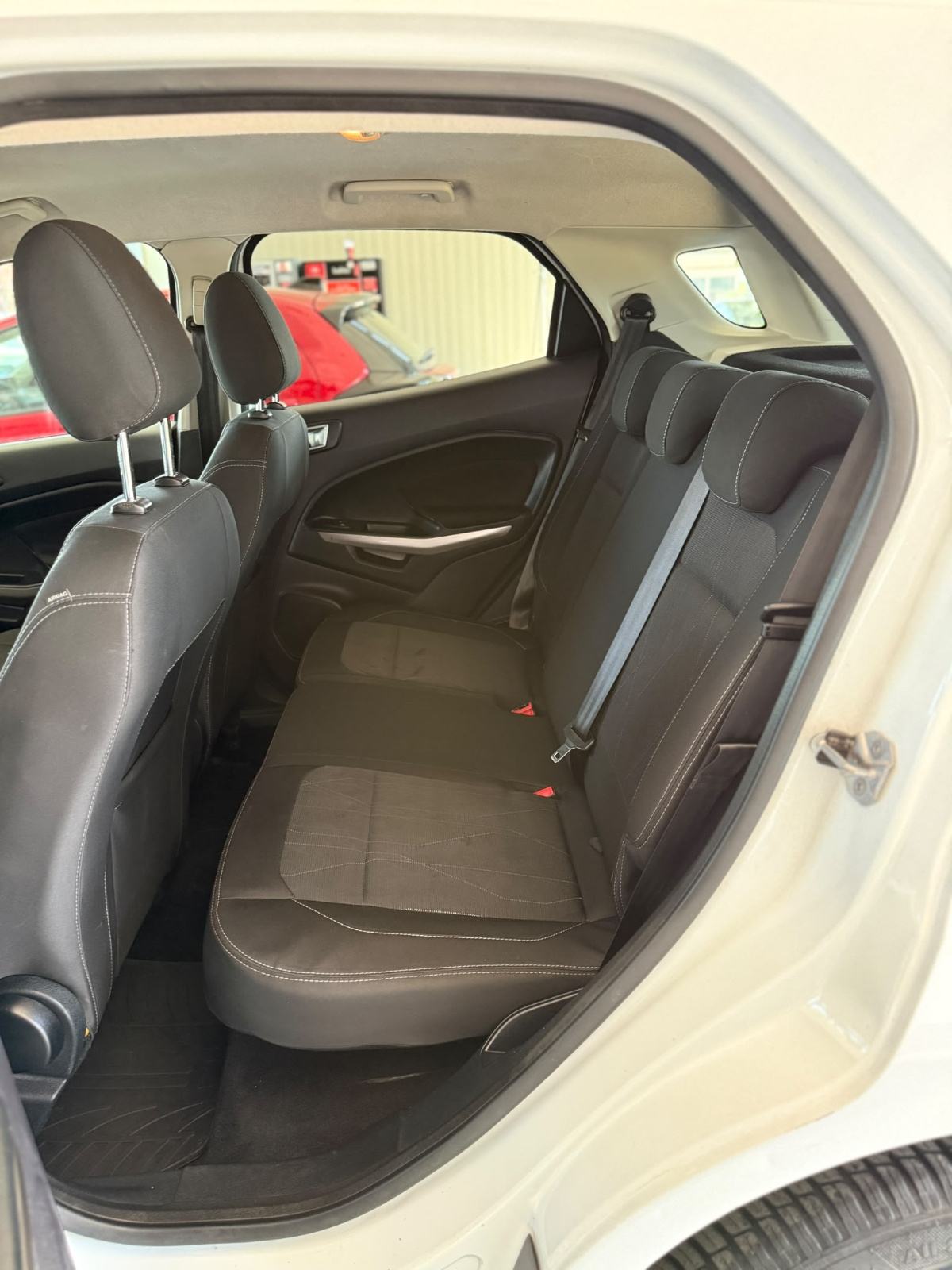Ford Ecosport 1,0 NIJE UVOZ HR AUTO SERVISNA REG.01/2027, fotografija 19
