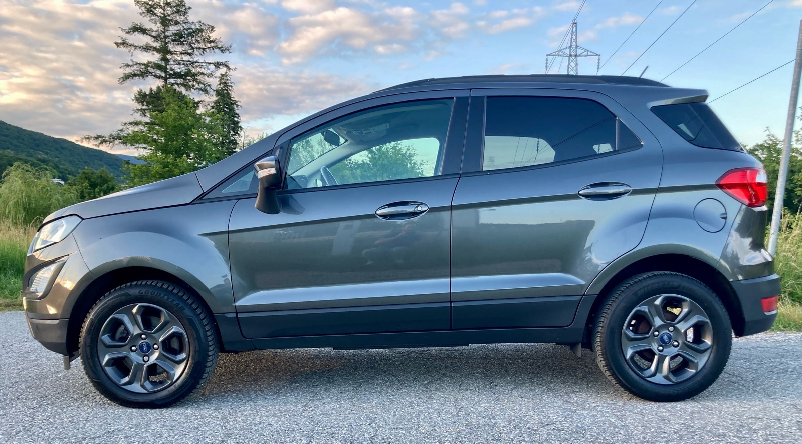 Ford Ecosport, Navi, Kamera, PDC, reg 1 god., pogled izvana - slika 3