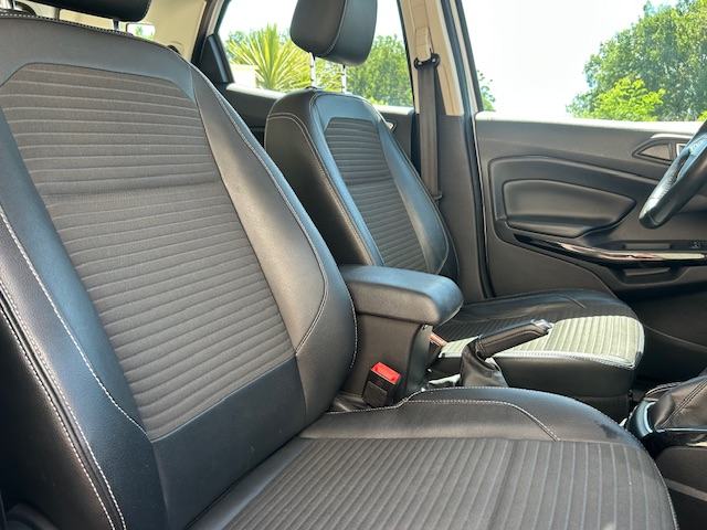 Ford Ecosport 1,5 TDCi -Titanium - jamstvo 1 godina, fotografija 12