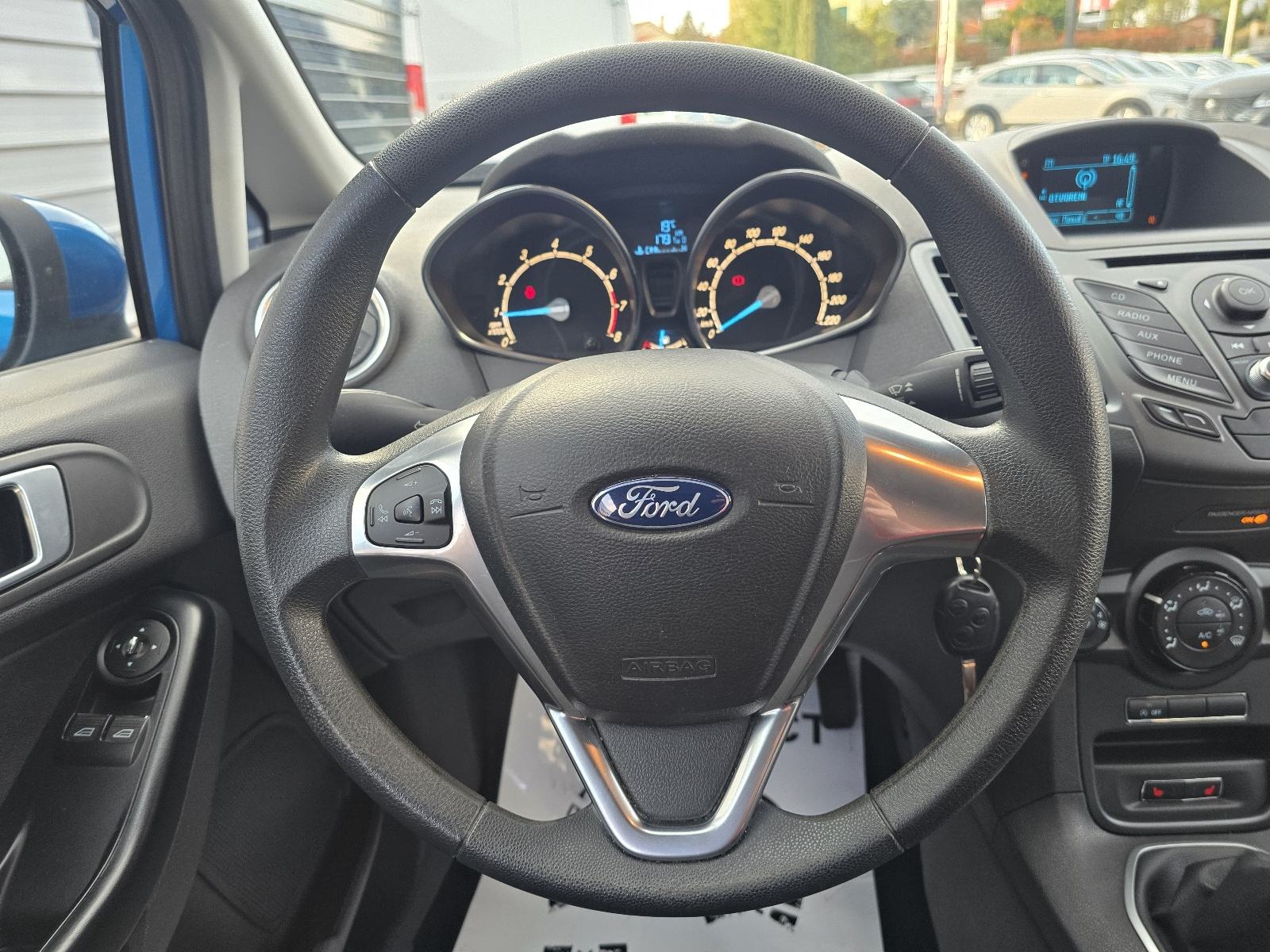 Ford Fiesta 1,0 - 2014 - 140000km - SERVISNA - GARANCIJA - REG 1 GOD!, fotografija 11