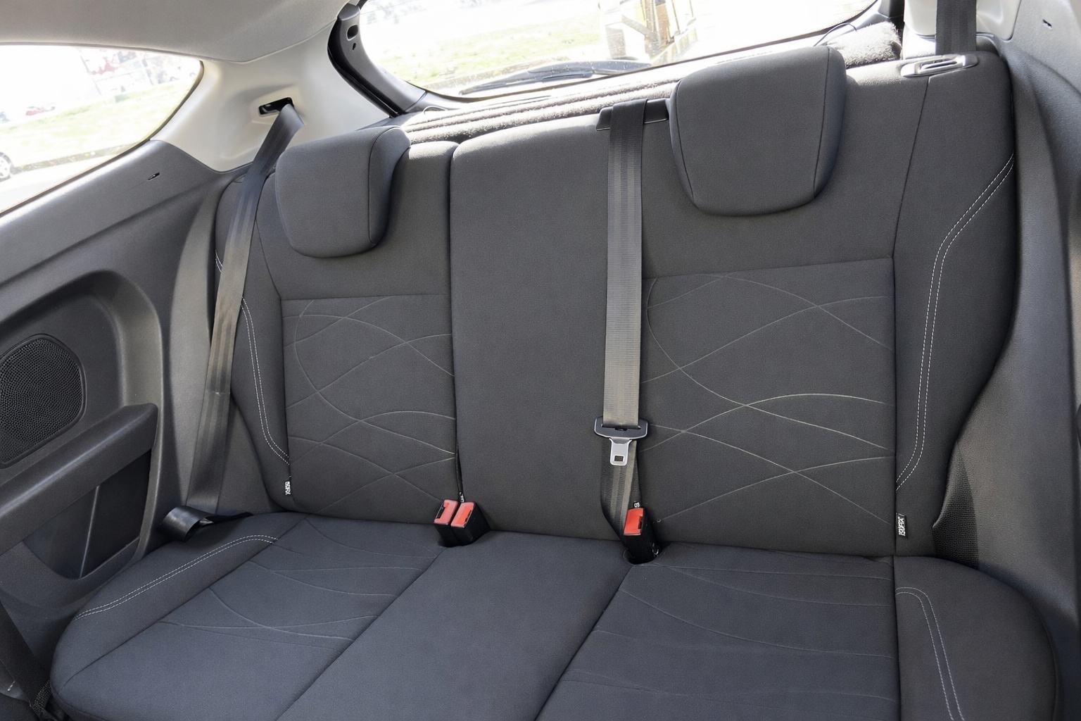 Ford Fiesta 1.0, 2016. / 96.000 KM / REG 12/26 - odlično stanje, fotografija 7