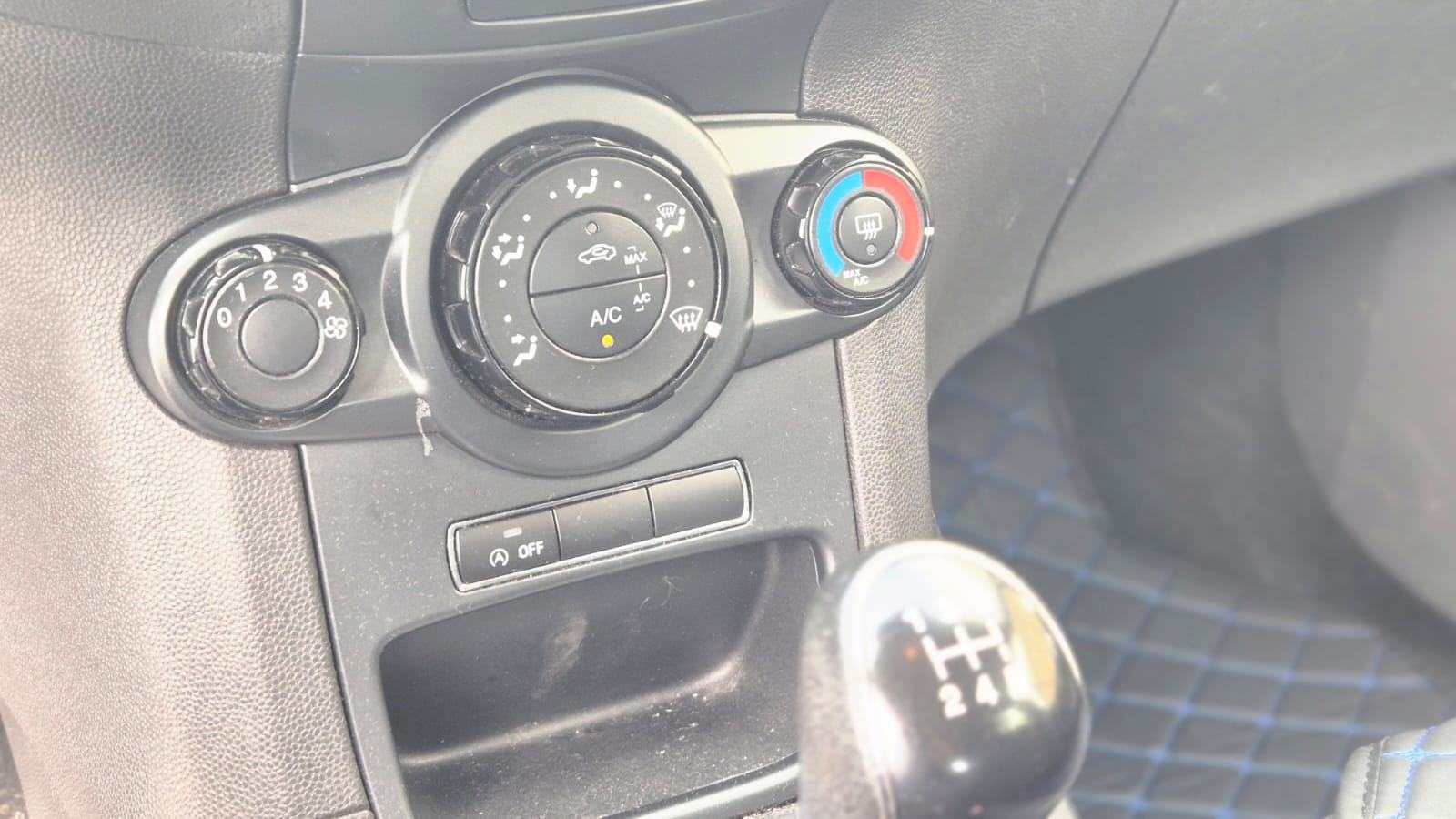 FORD FIESTA 1.0 BENZIN - MOTOR PROBLEM DOSTAVA GRATIS!!!, fotografija 13