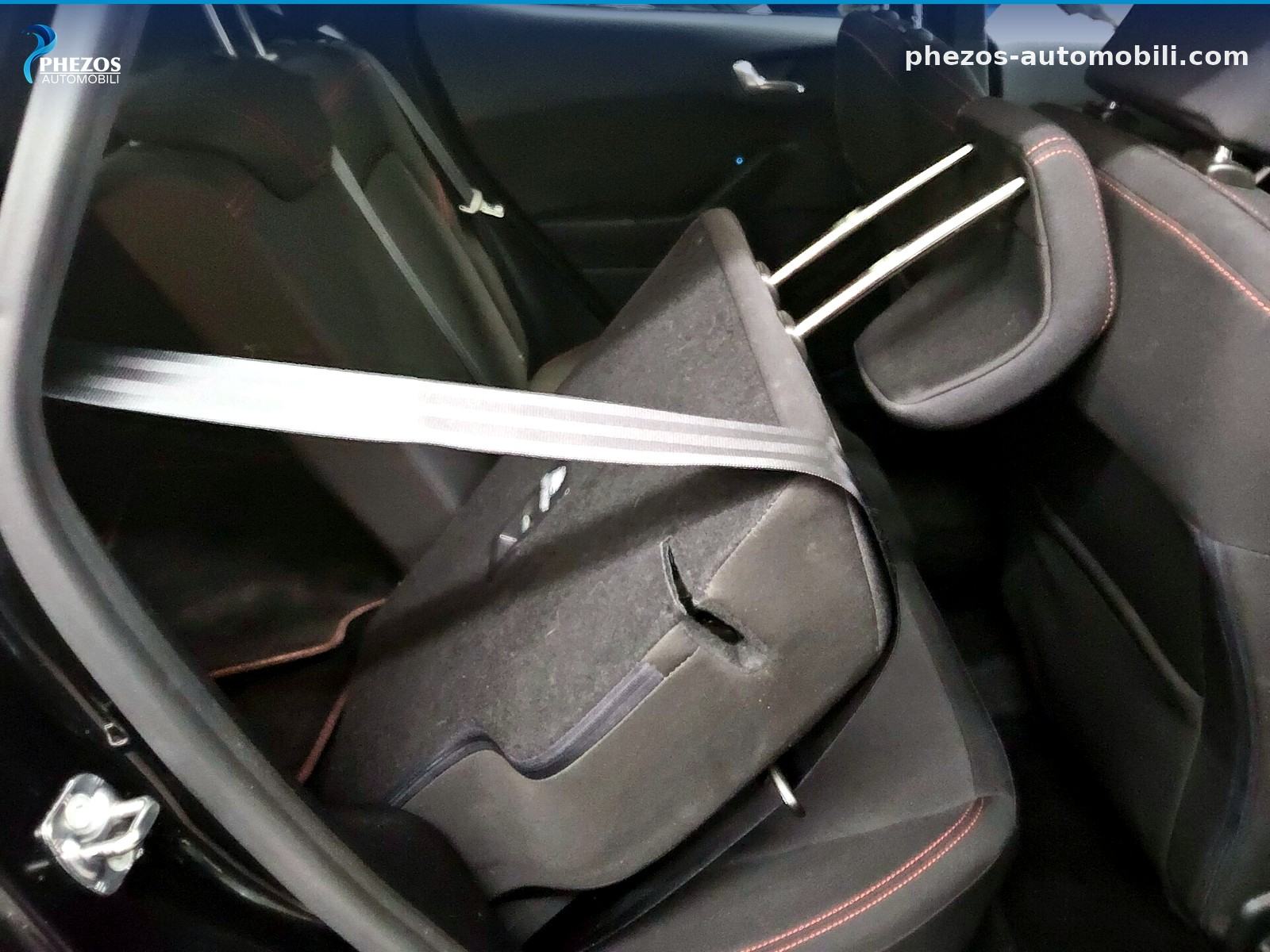 Ford Fiesta 1.0 EcoBoost ST-Line, fotografija 12