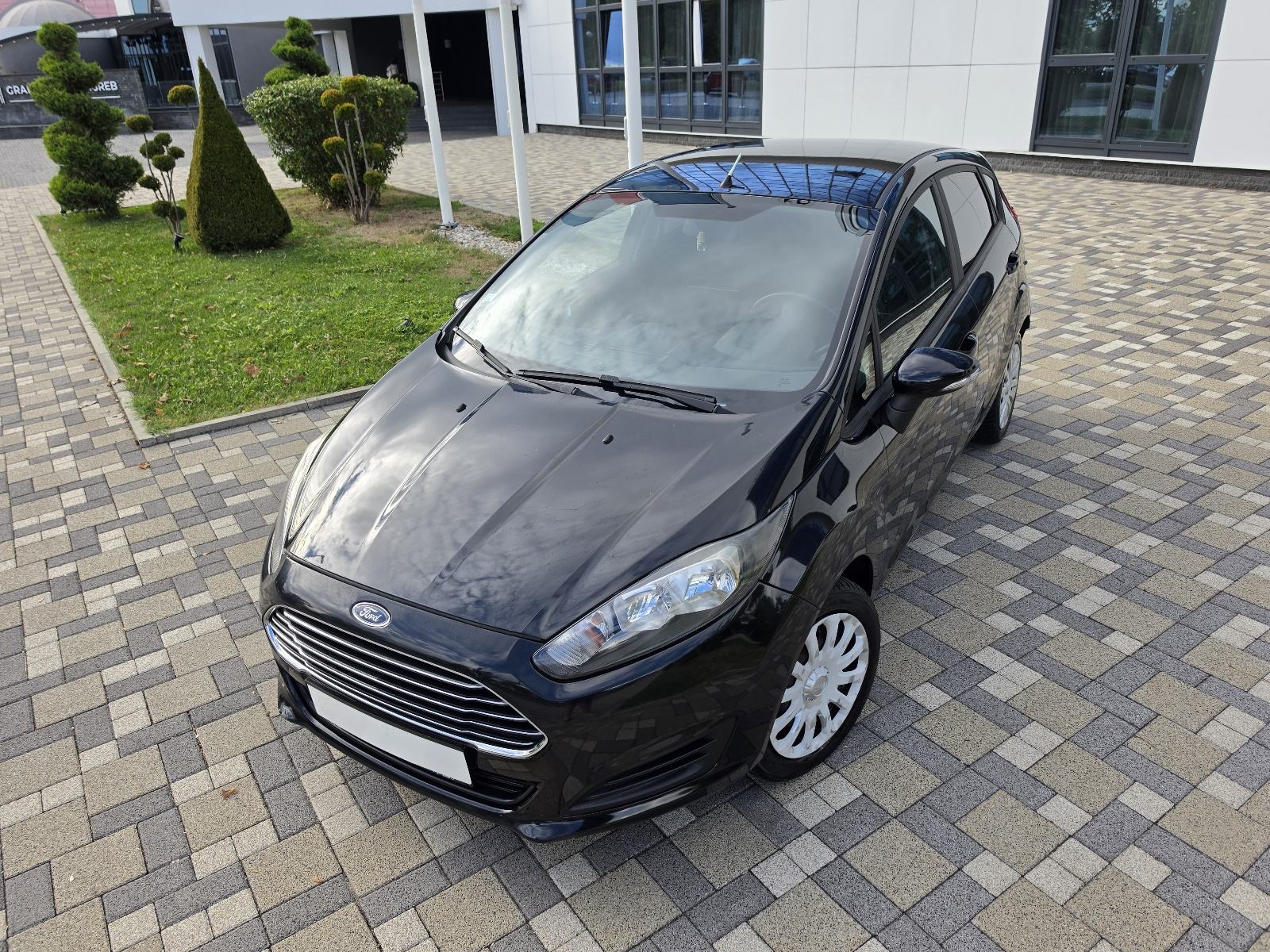 Ford Fiesta 1,0 **FACELIFT**TREND**DIG.KLIMA**5 VRATA**REG 1 GOD**, pogled izvana - slika 1