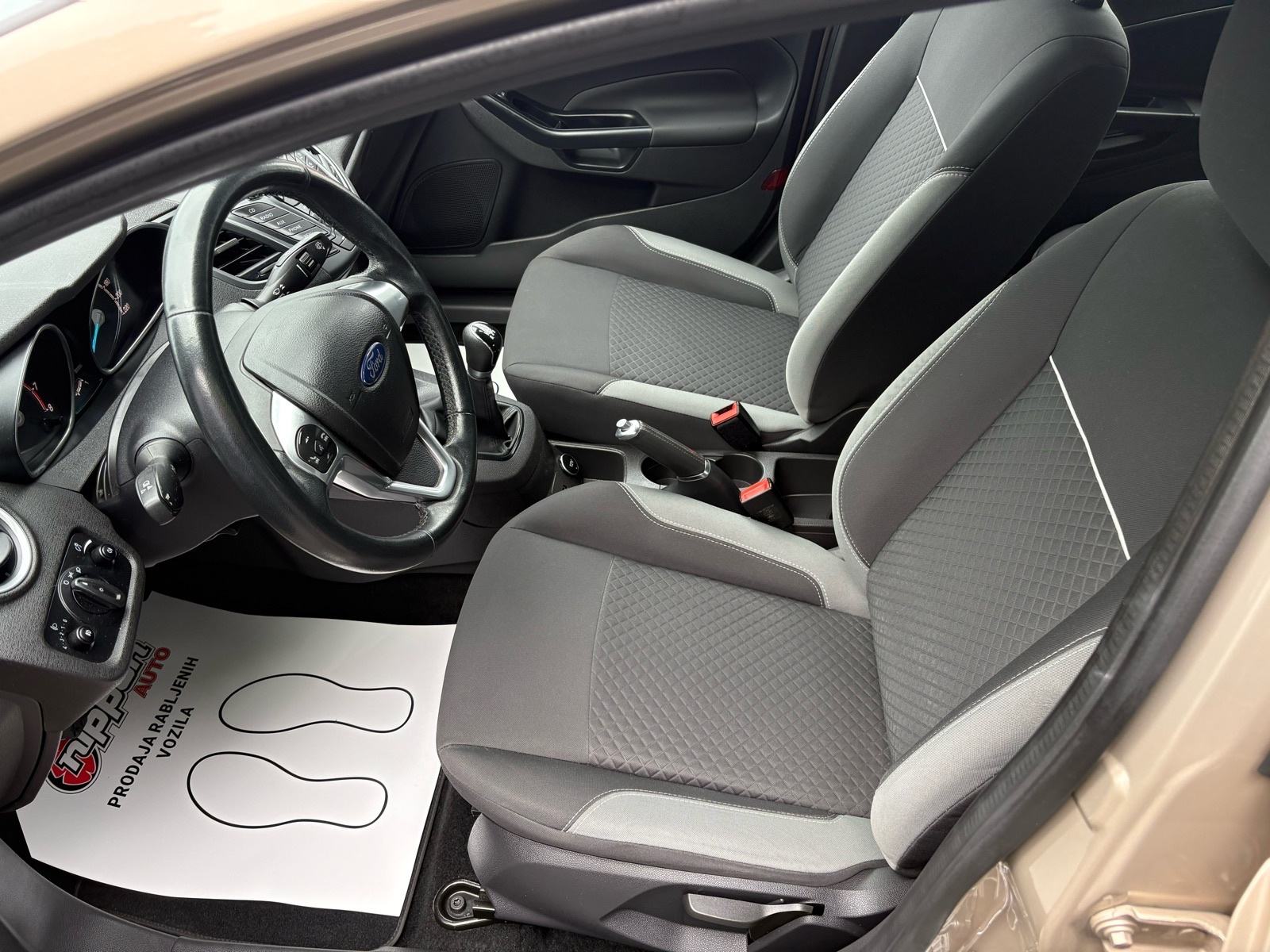 Ford Fiesta 1,0 KLIMA - SERVISNA - SENZORI - LEASING RATA 211 €, fotografija 11