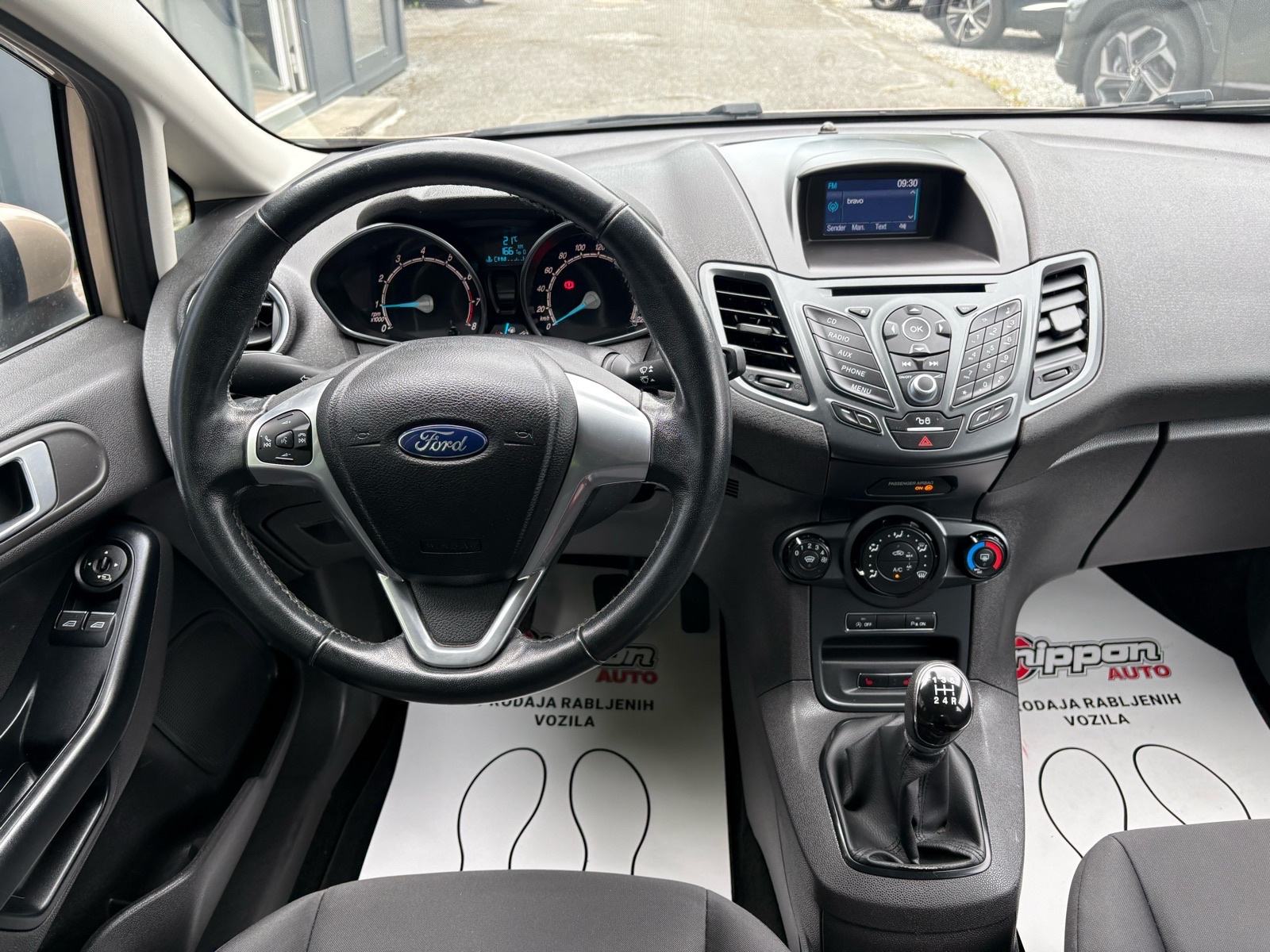 Ford Fiesta 1,0 KLIMA - SERVISNA - SENZORI - LEASING RATA 211 €, fotografija 13