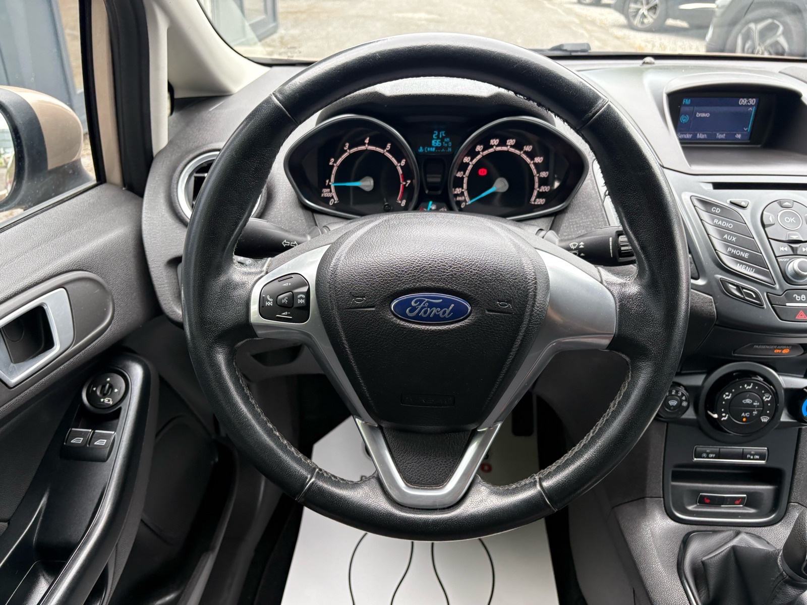 Ford Fiesta 1,0 KLIMA - SERVISNA - SENZORI - LEASING RATA 211 €, fotografija 14