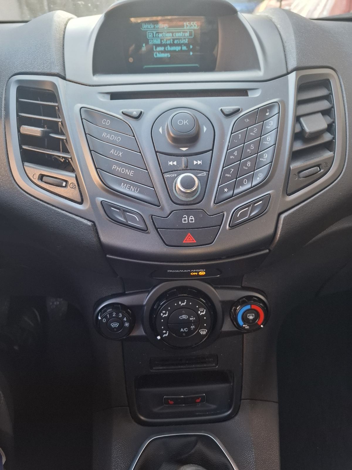 Ford Fiesta 1,0 reg god dana, fotografija 8