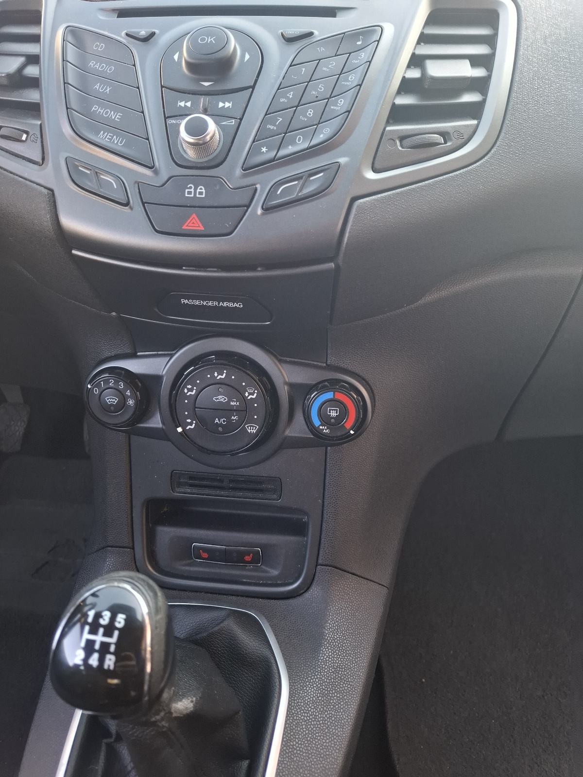 Ford Fiesta 1,0 reg god dana, fotografija 12