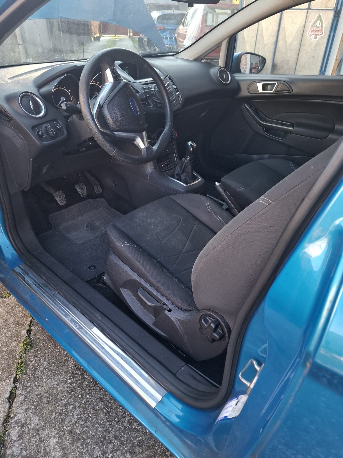 Ford Fiesta 1,0 reg god dana, fotografija 10