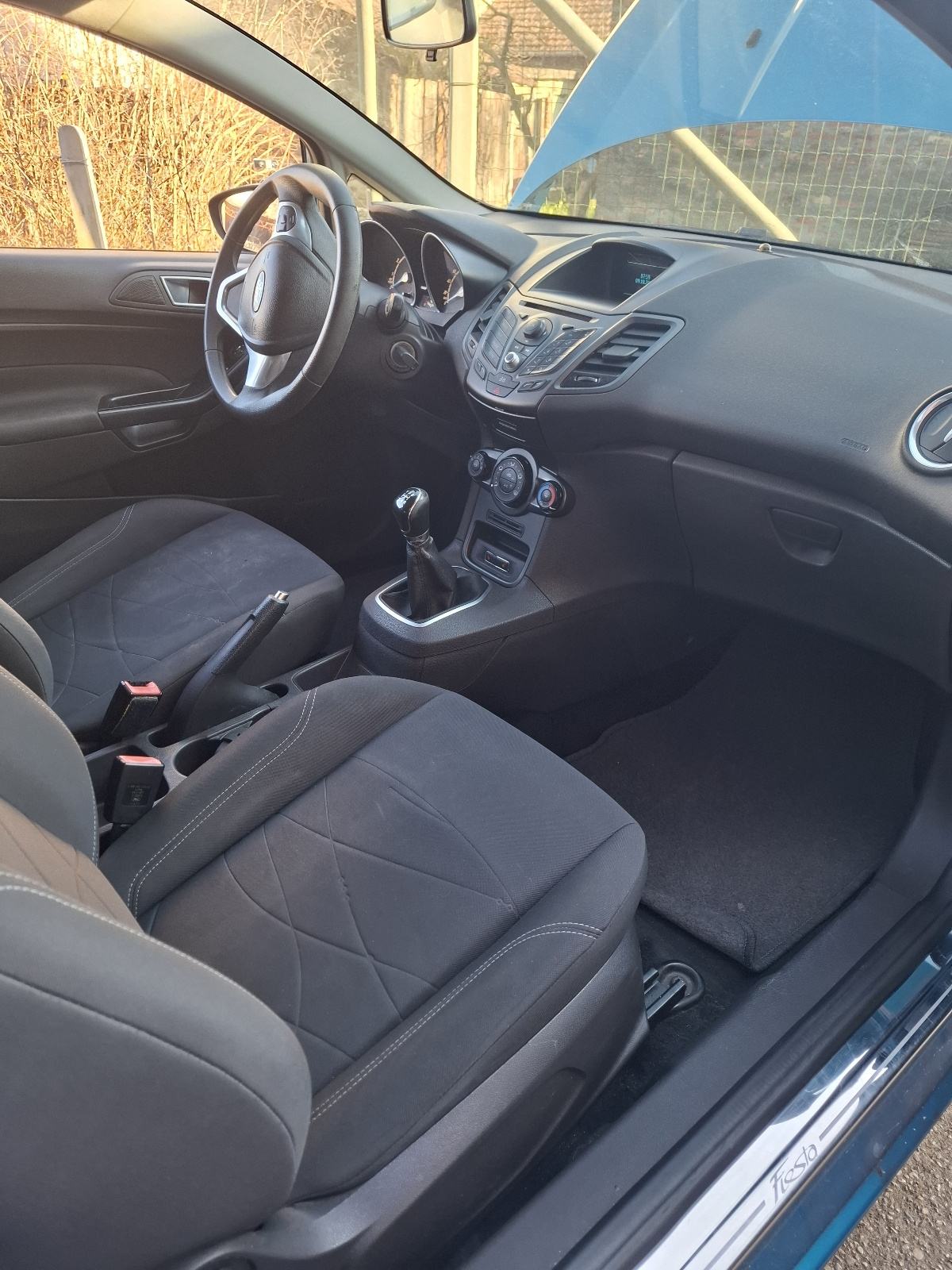 Ford Fiesta 1,0 reg god dana, fotografija 13