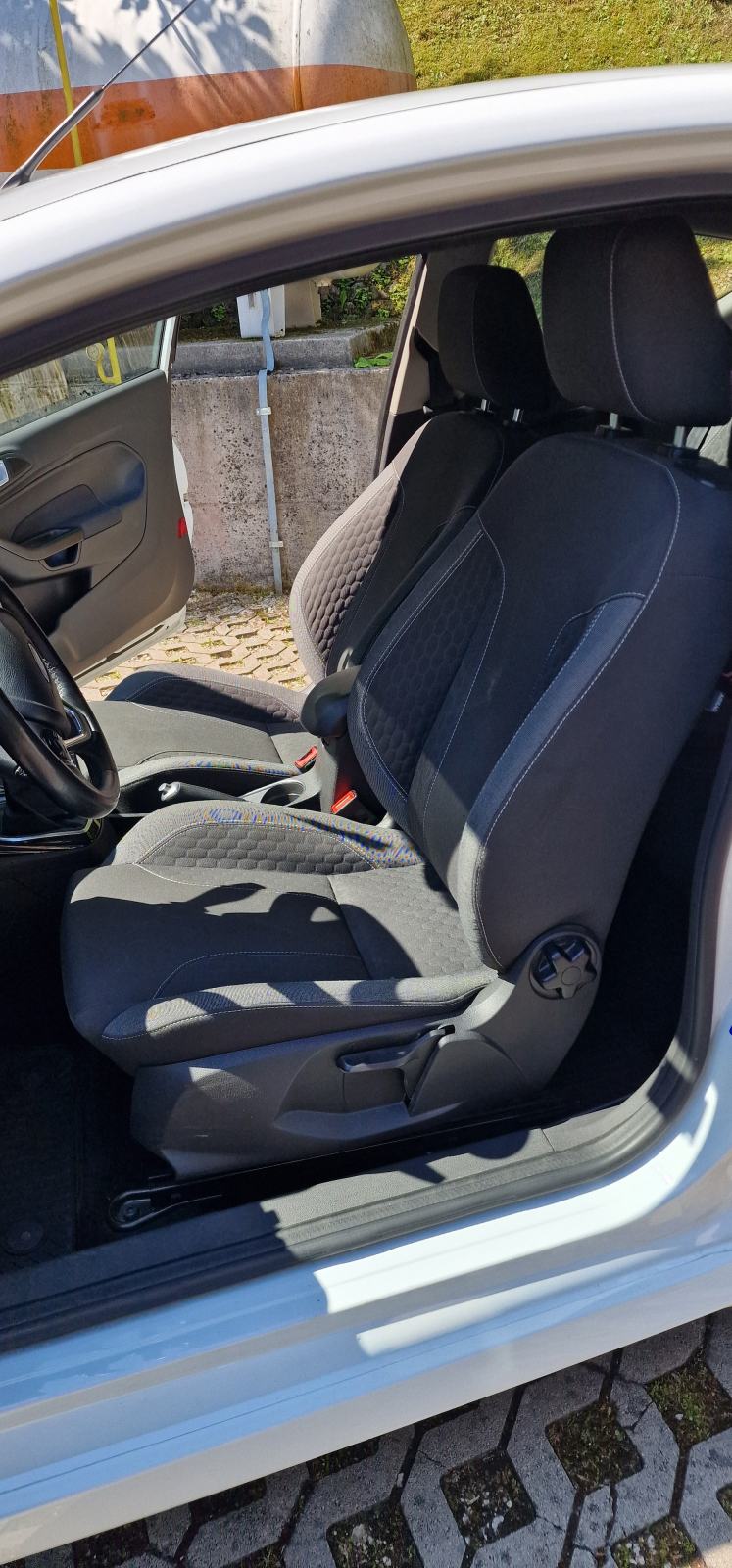 Ford Fiesta 1.0 EcoBoost Sport 125 KS, prvi vlasnik, reg. 05/2027, fotografija 11
