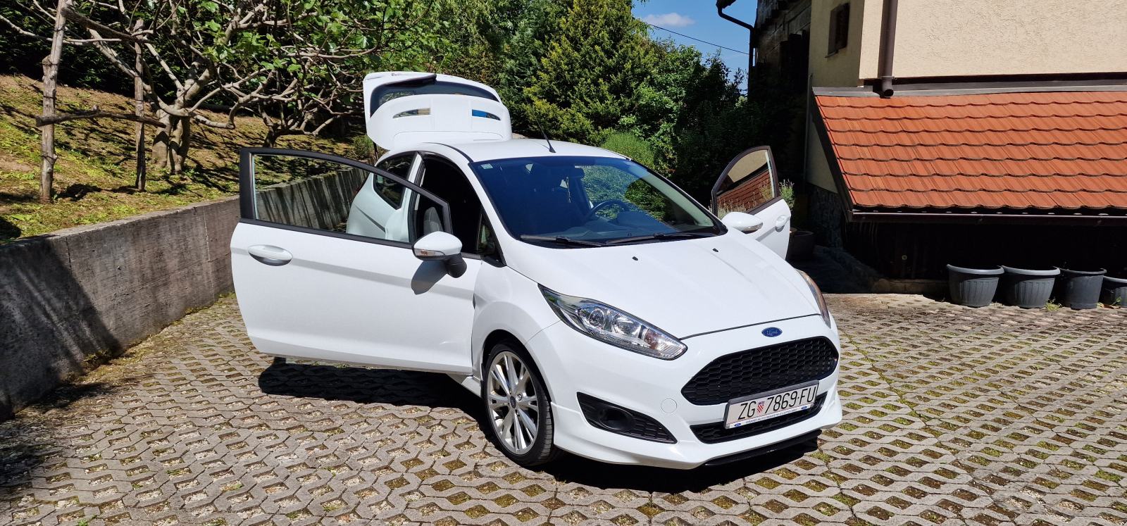 Ford Fiesta 1.0 EcoBoost Sport 125 KS, prvi vlasnik, reg. 05/2027, fotografija 6