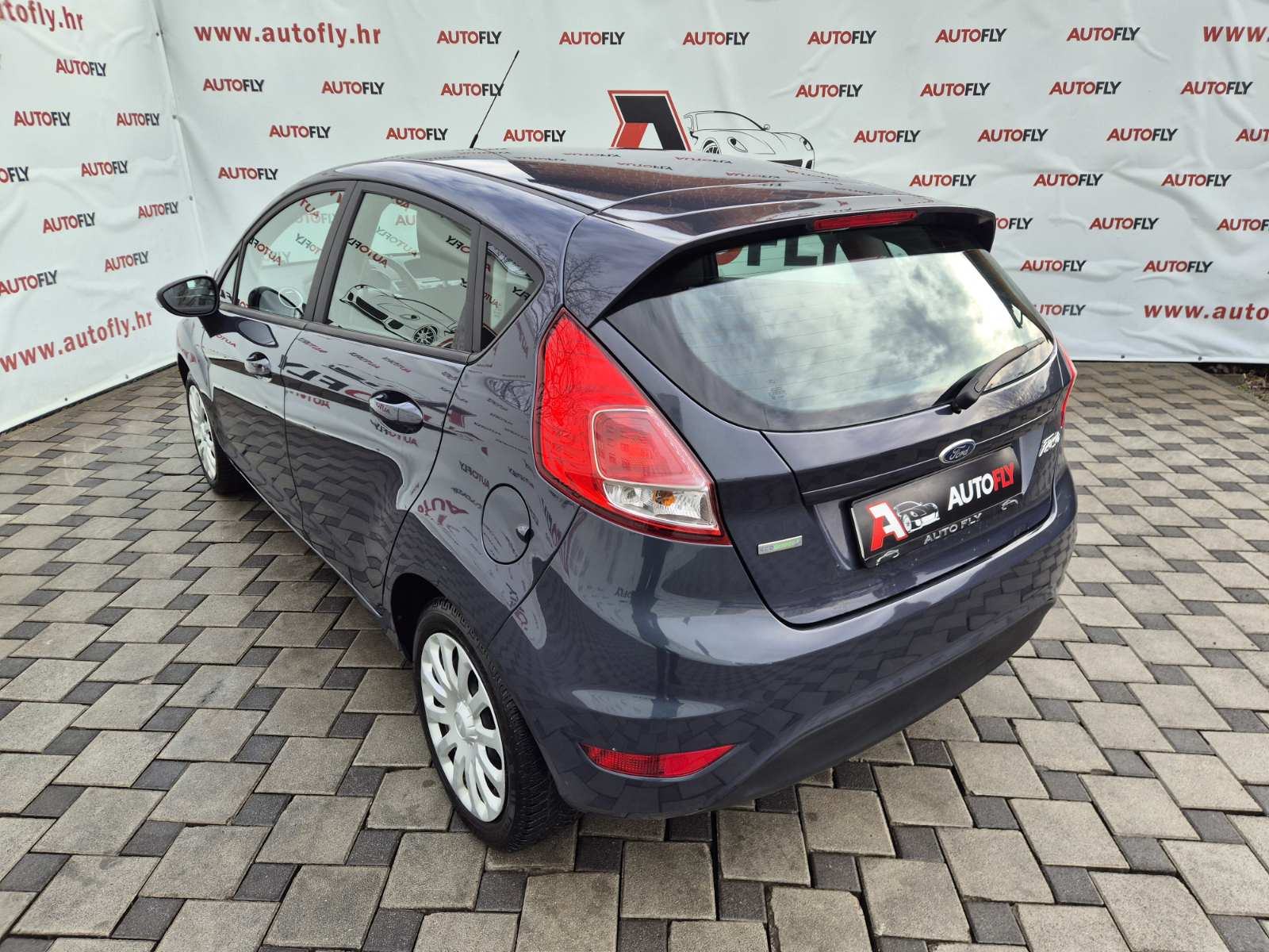 Ford Fiesta 1.0 Trend MC, HR auto, 5 vrata, Klima, fotografija 6