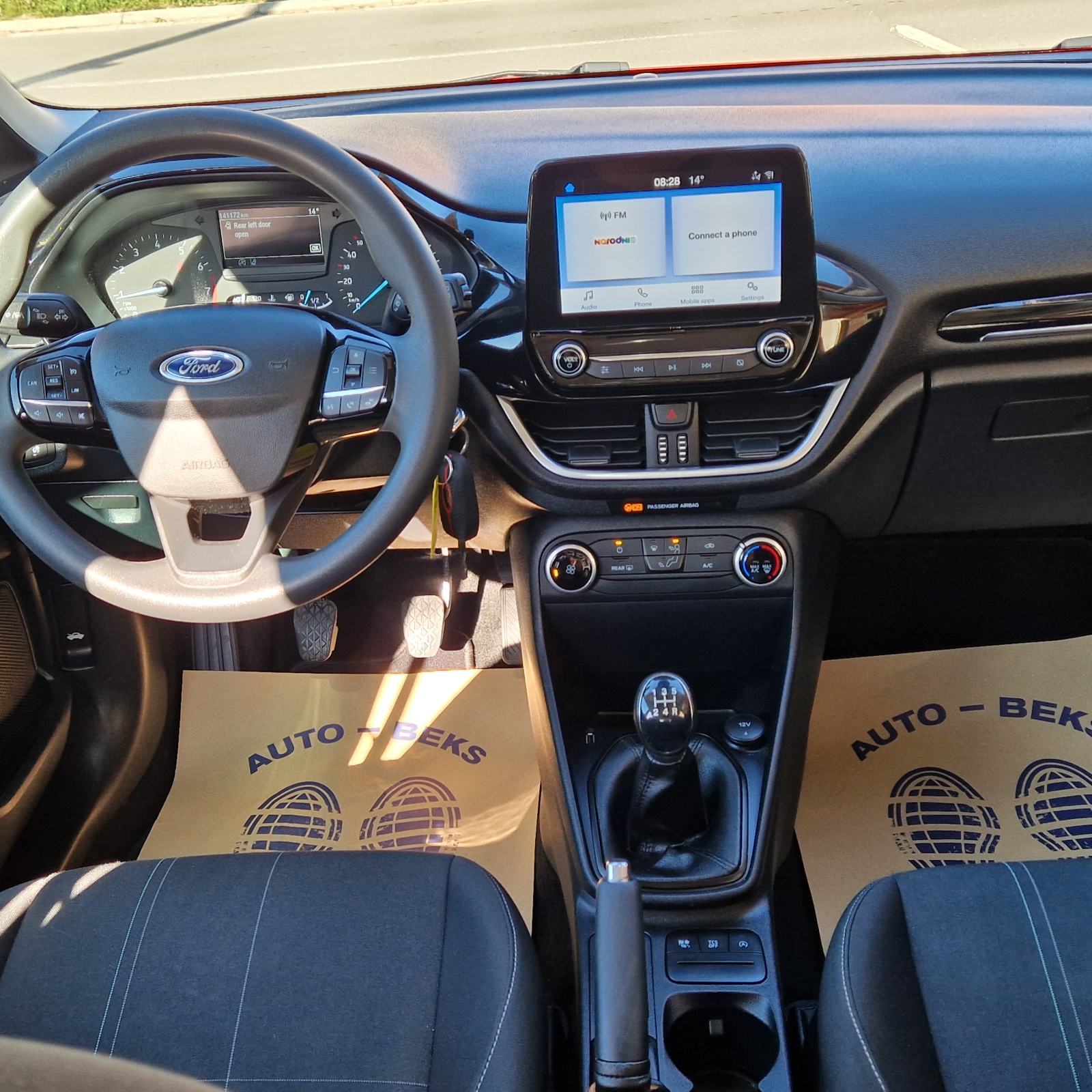 Ford Fiesta 1,1. Na ime kupca do registracije., fotografija 19