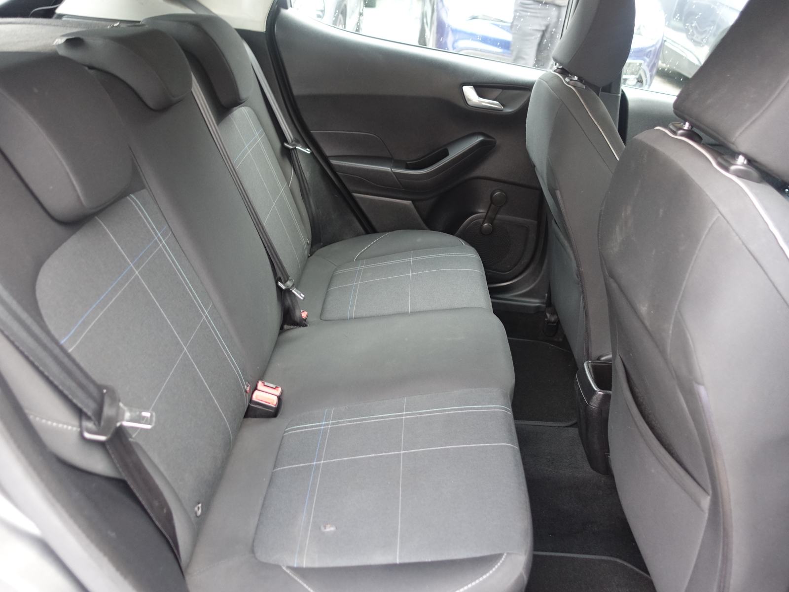 Ford Fiesta 1,1 / JAMSTVO + REGISTRACIJA, fotografija 19