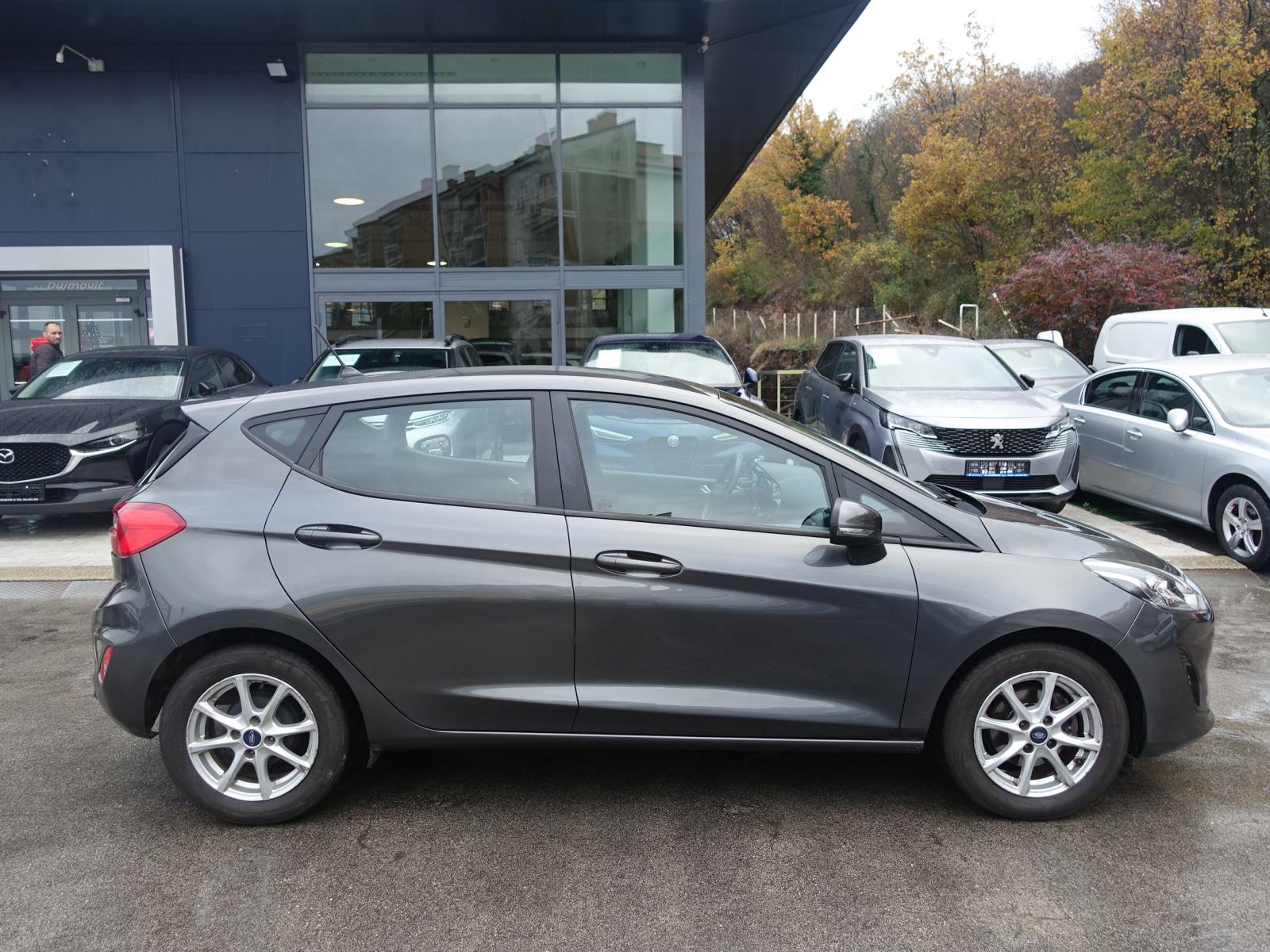 Ford Fiesta 1,1 / JAMSTVO + REGISTRACIJA, fotografija 2