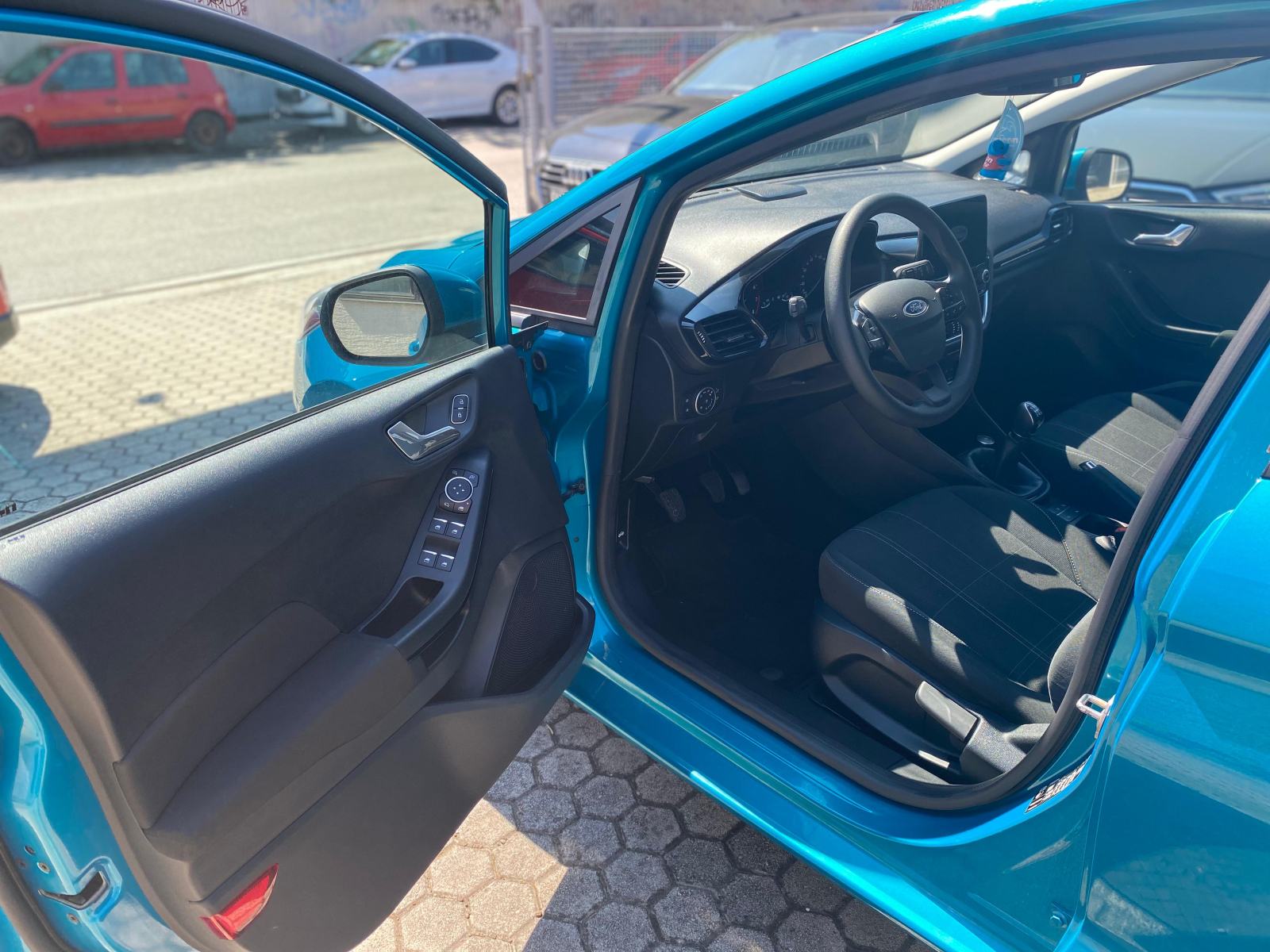 Ford Fiesta 1,1, fotografija 9