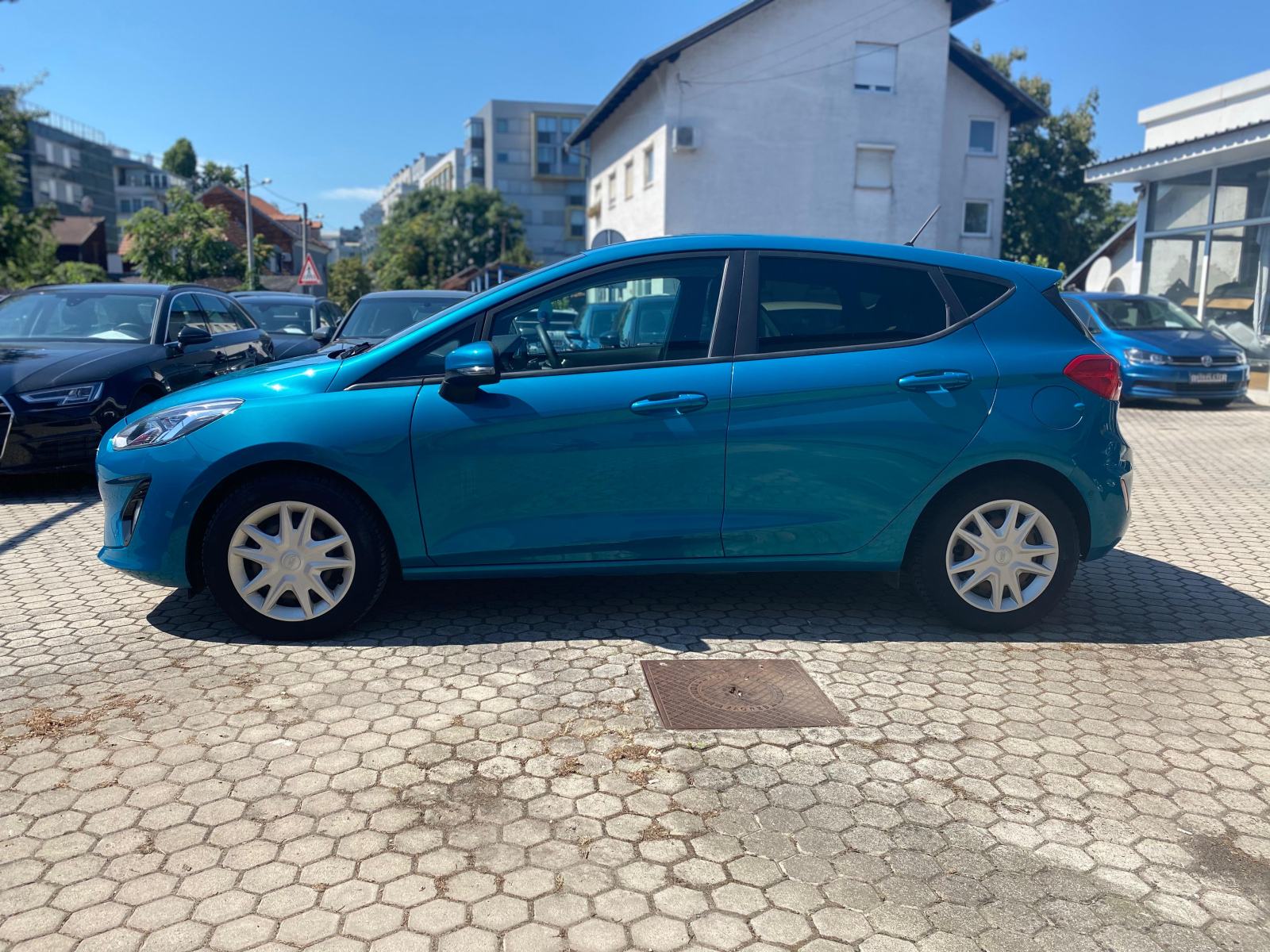 Ford Fiesta 1,1, fotografija 2