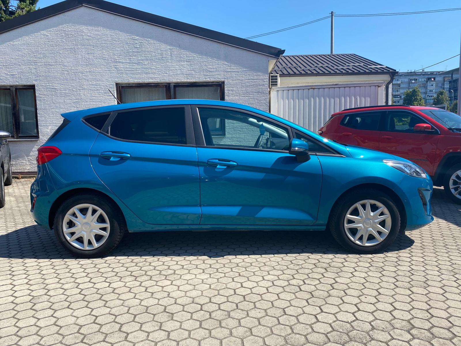 Ford Fiesta 1,1, fotografija 6