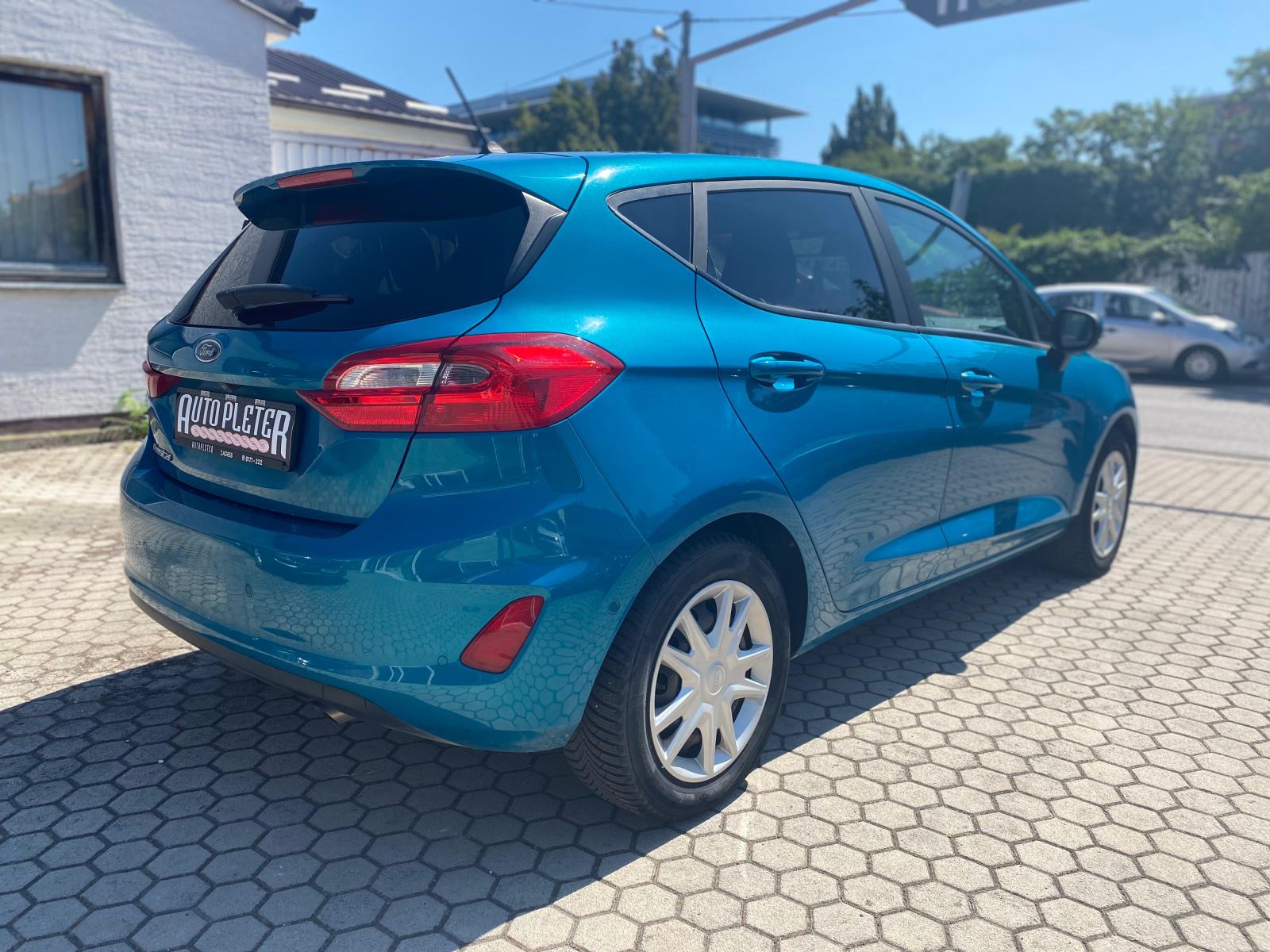 Ford Fiesta 1,1, fotografija 5