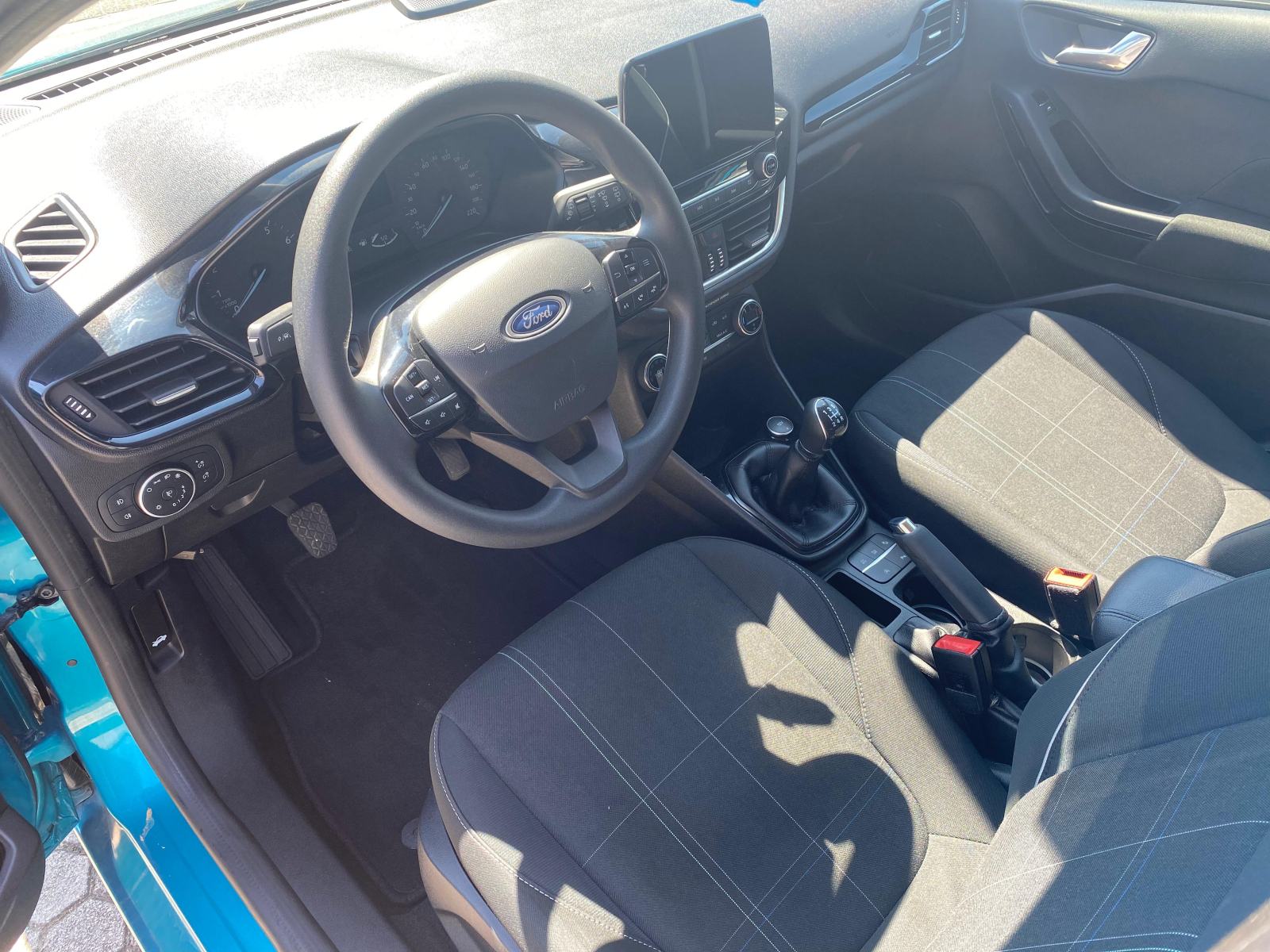 Ford Fiesta 1,1, fotografija 10