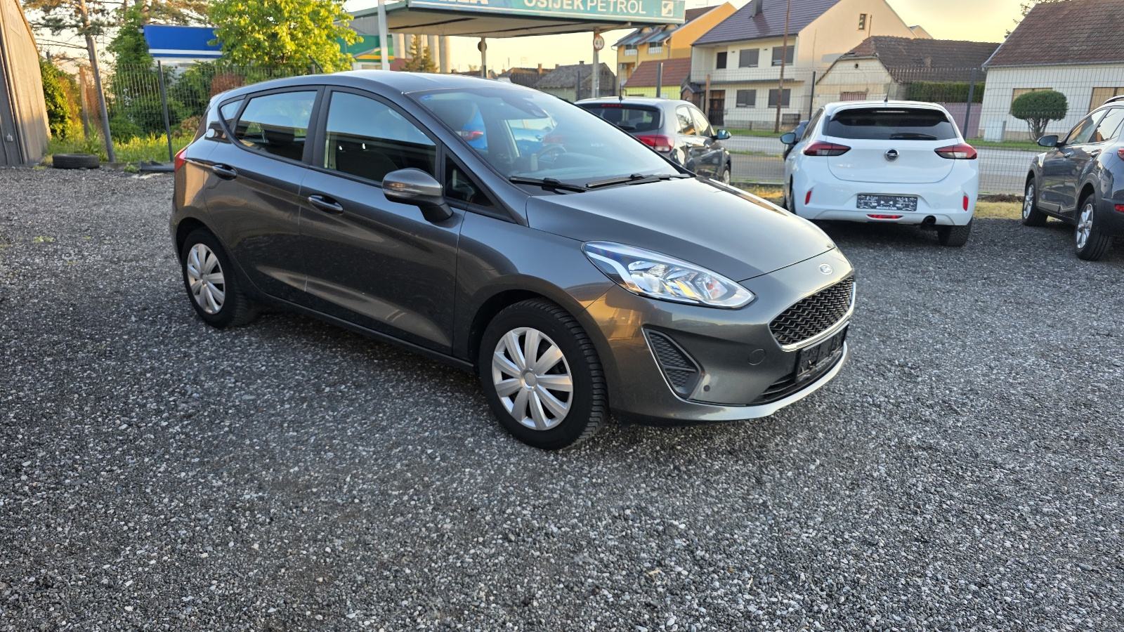 Ford Fiesta 1,1 TREND, KLIMA, fotografija 5
