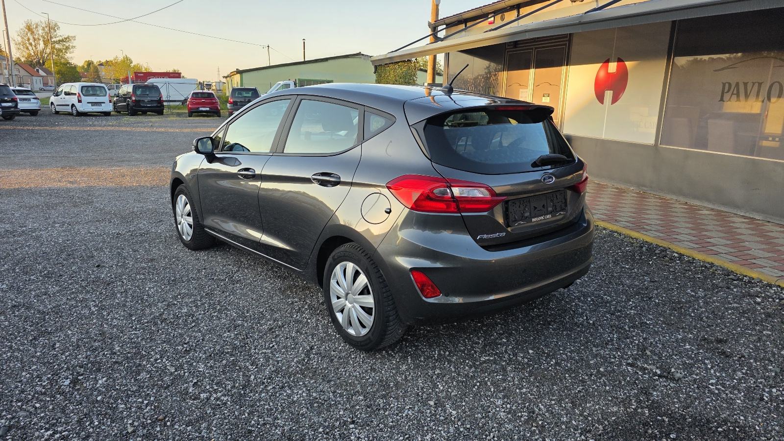 Ford Fiesta 1,1 TREND, KLIMA, fotografija 3